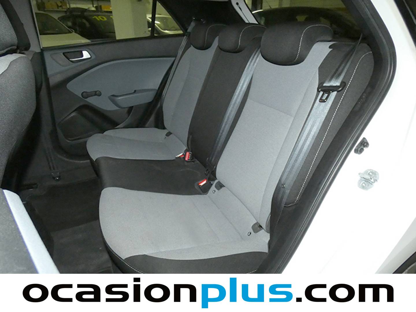 Foto asientos traseros Hyundai i20 Hyundai i20 1.1 CRDI Essence (75 CV)