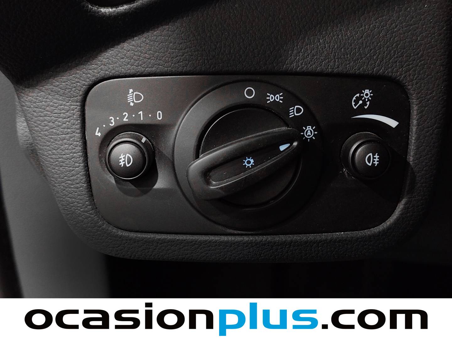 Extras y acabados del Ford C-Max Ford C-Max 1.0 EcoBoost S&S Trend (125 CV)