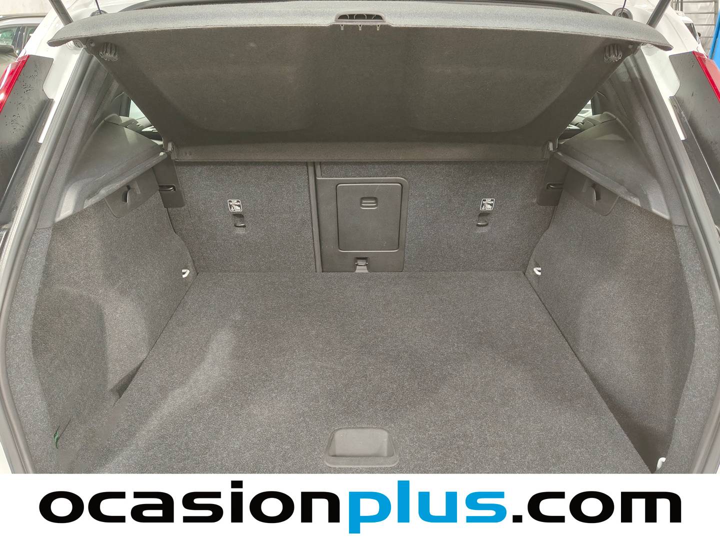 Fotos maletero Volvo XC40 Volvo XC40 D3 Momentum  (150 CV)