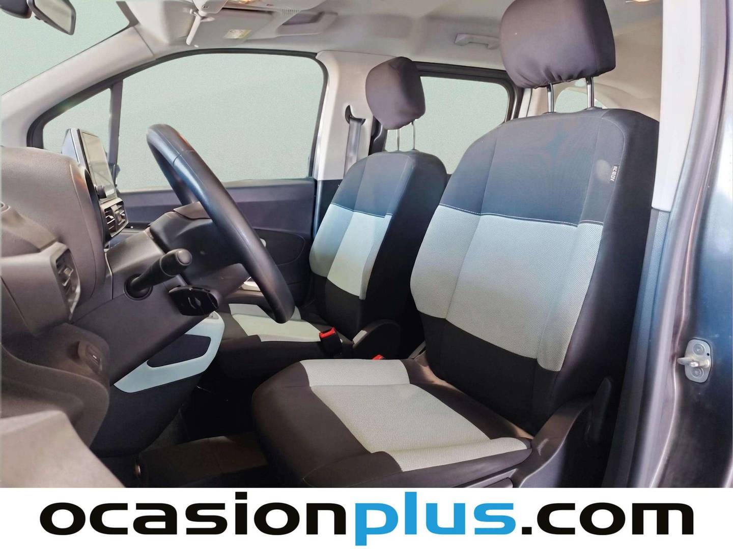 Foto asientos delanteros Citroën Berlingo Citroën Berlingo Combi PureTech 110 S&S Talla M 100 Años (110 CV)