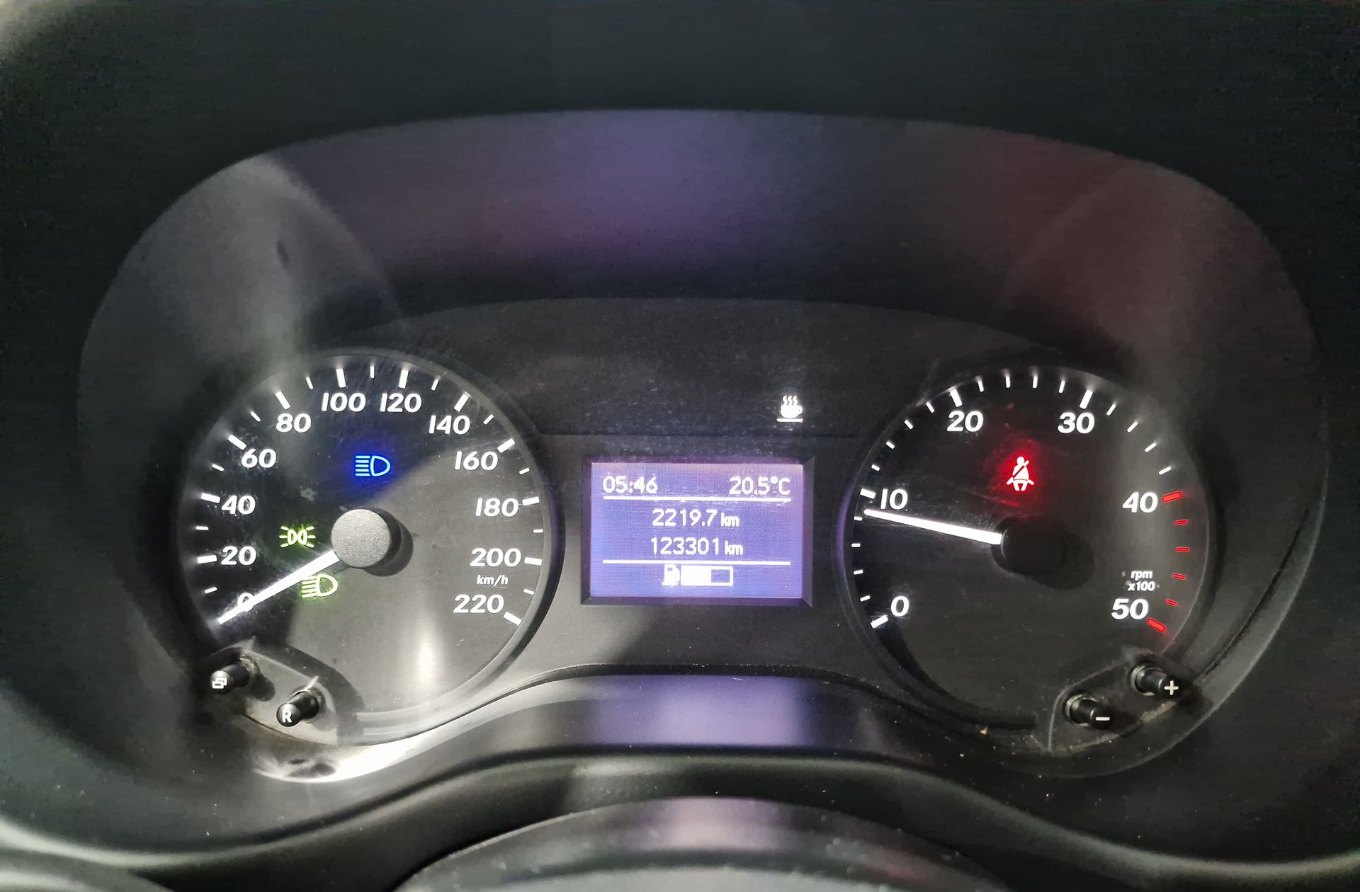 Mercedes-Benz Vito Mixto 111 CDI Larga - foto 20