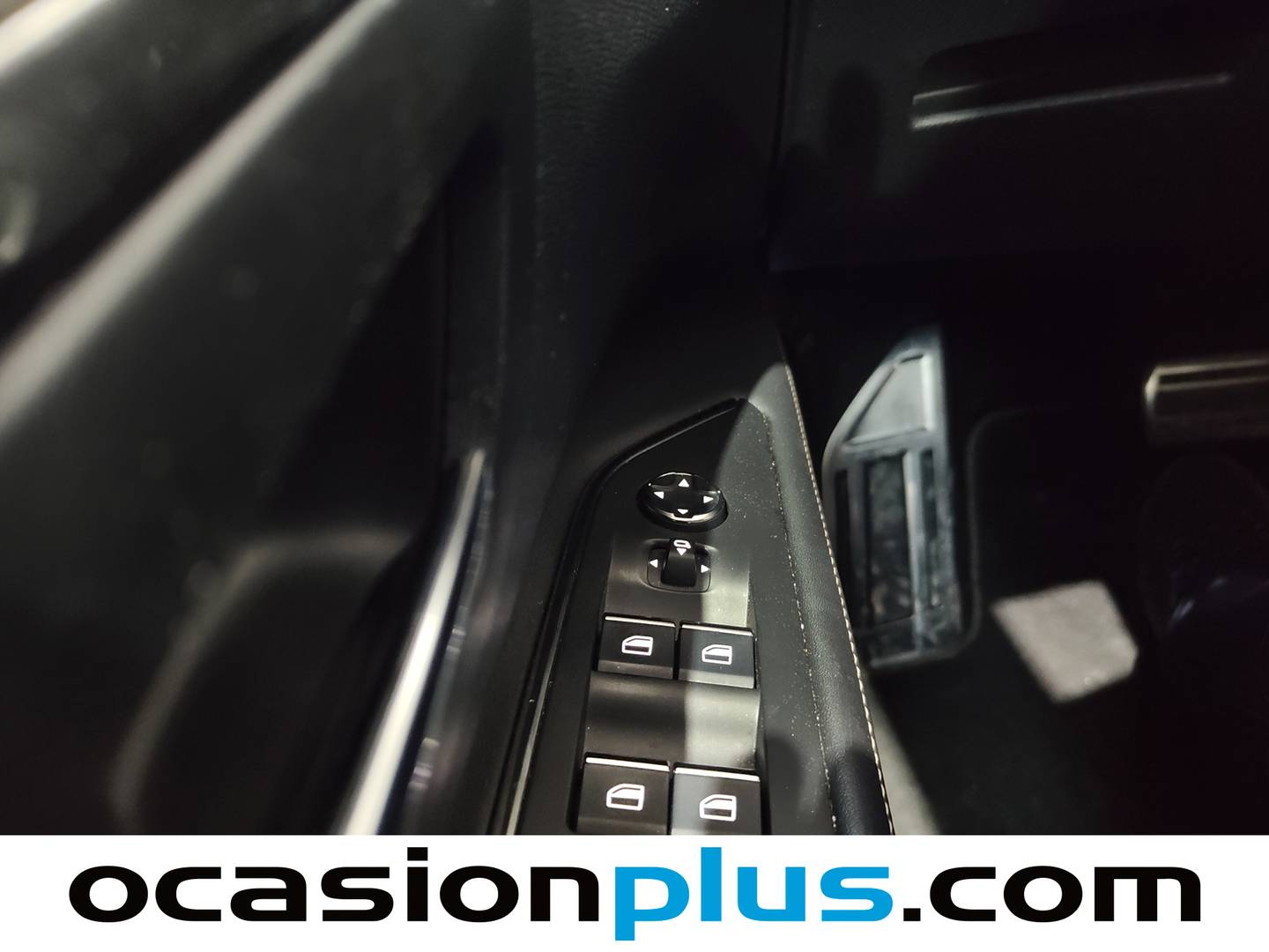 Foto Peugeot 3008 Peugeot 3008 BlueHDi 130 S&S GT EAT8  (130 CV)