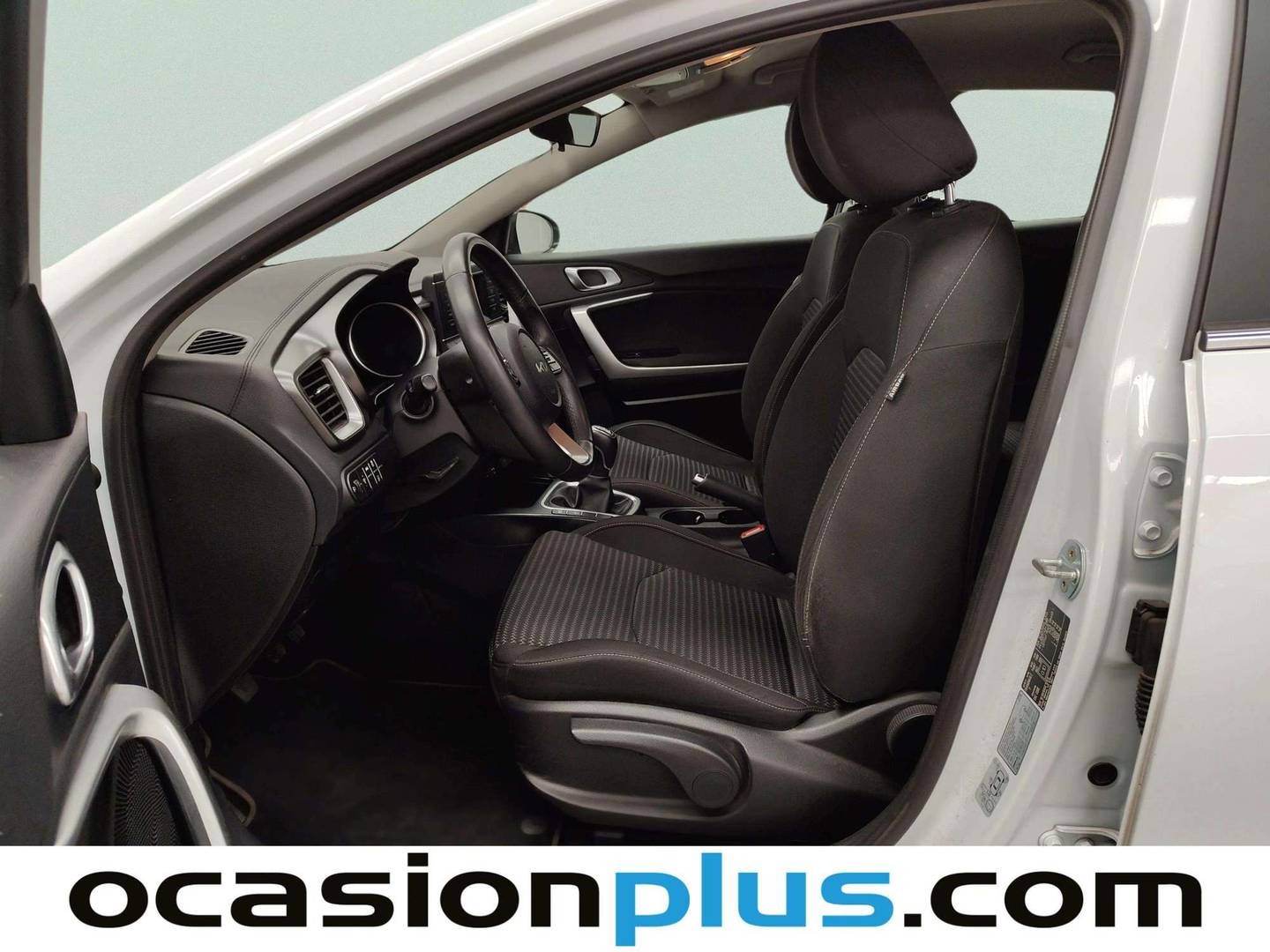 Foto asientos delanteros KIA XCeed KIA XCeed 1.6 MHEV iMT Concept (136CV)