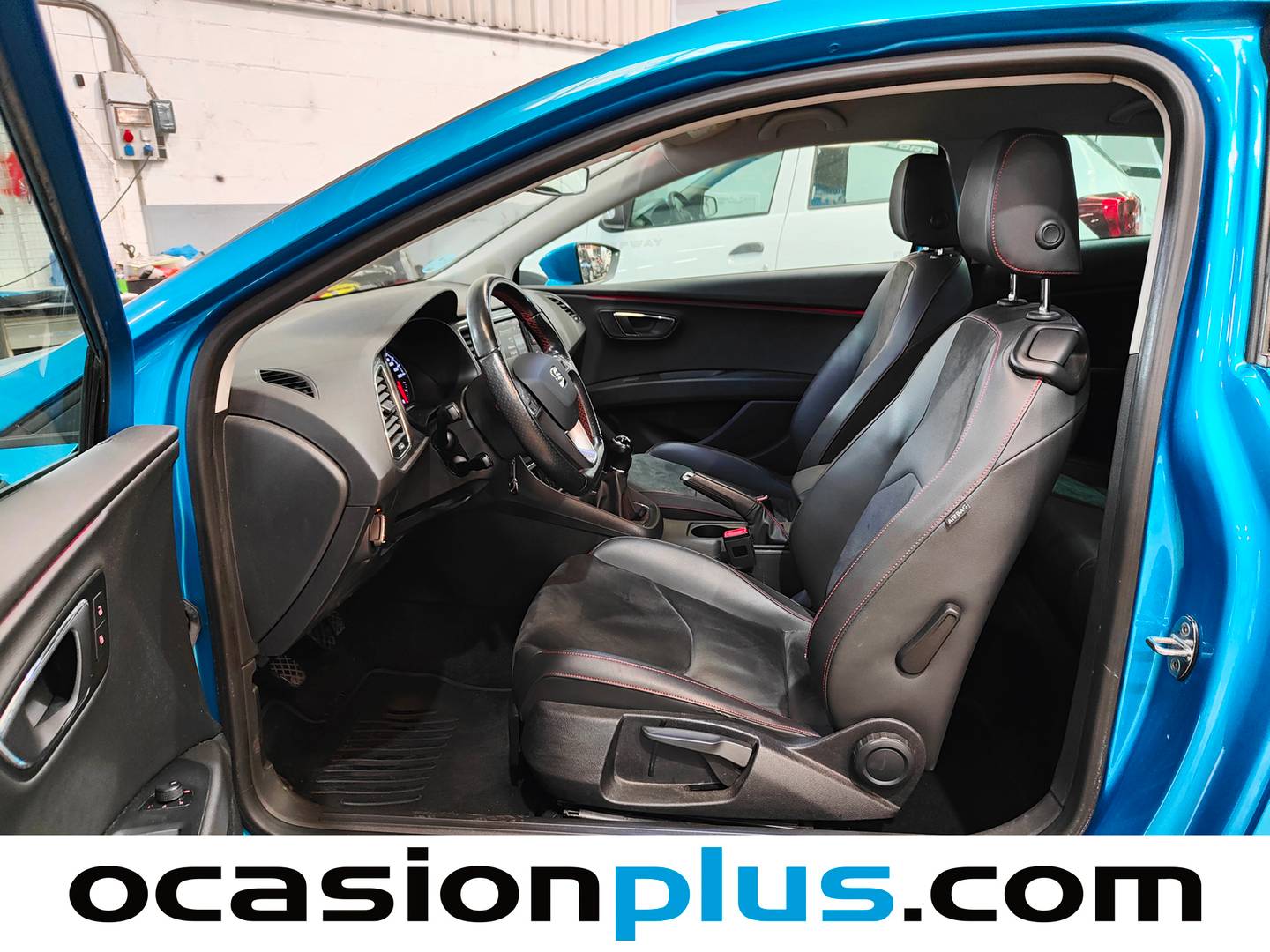 Foto asientos delanteros Seat León Seat León SC 1.8 TSI S&S FR (180 CV)