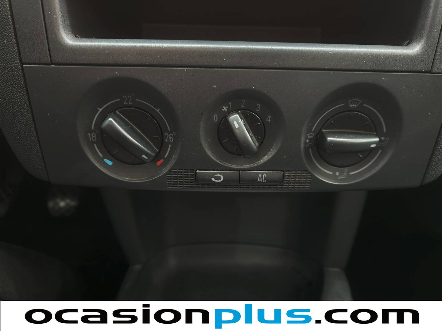 Equipamiento del Skoda Fabia Skoda Fabia 1.2 Young (64 CV)