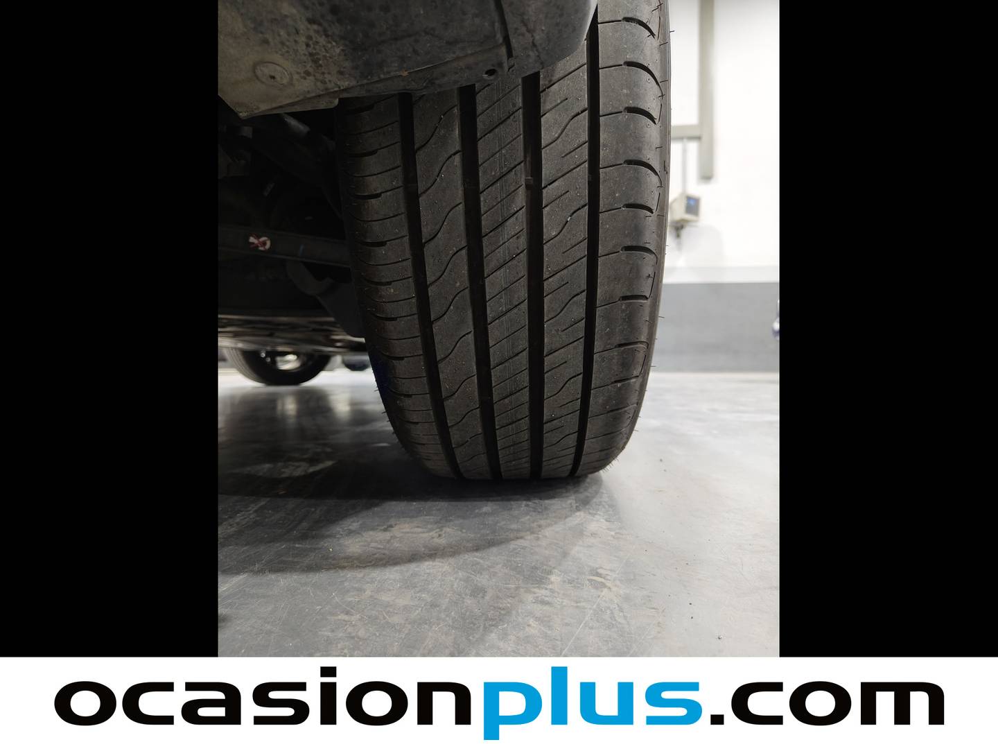 Foto DS DS 7 Crossback DS DS7 Crossback BlueHDi 130 DE Bastille + AT (130 CV)