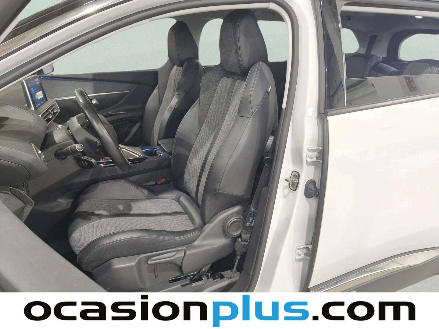 Foto asientos traseros Peugeot 5008 Peugeot 5008 PureTech 130 S&S Allure (130 CV) 7 Plazas