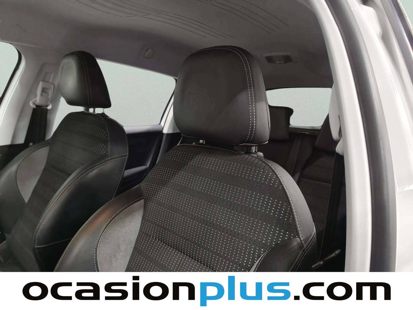 Foto Peugeot 2008 Peugeot 2008 PureTech 110 S&S Allure (110 CV)