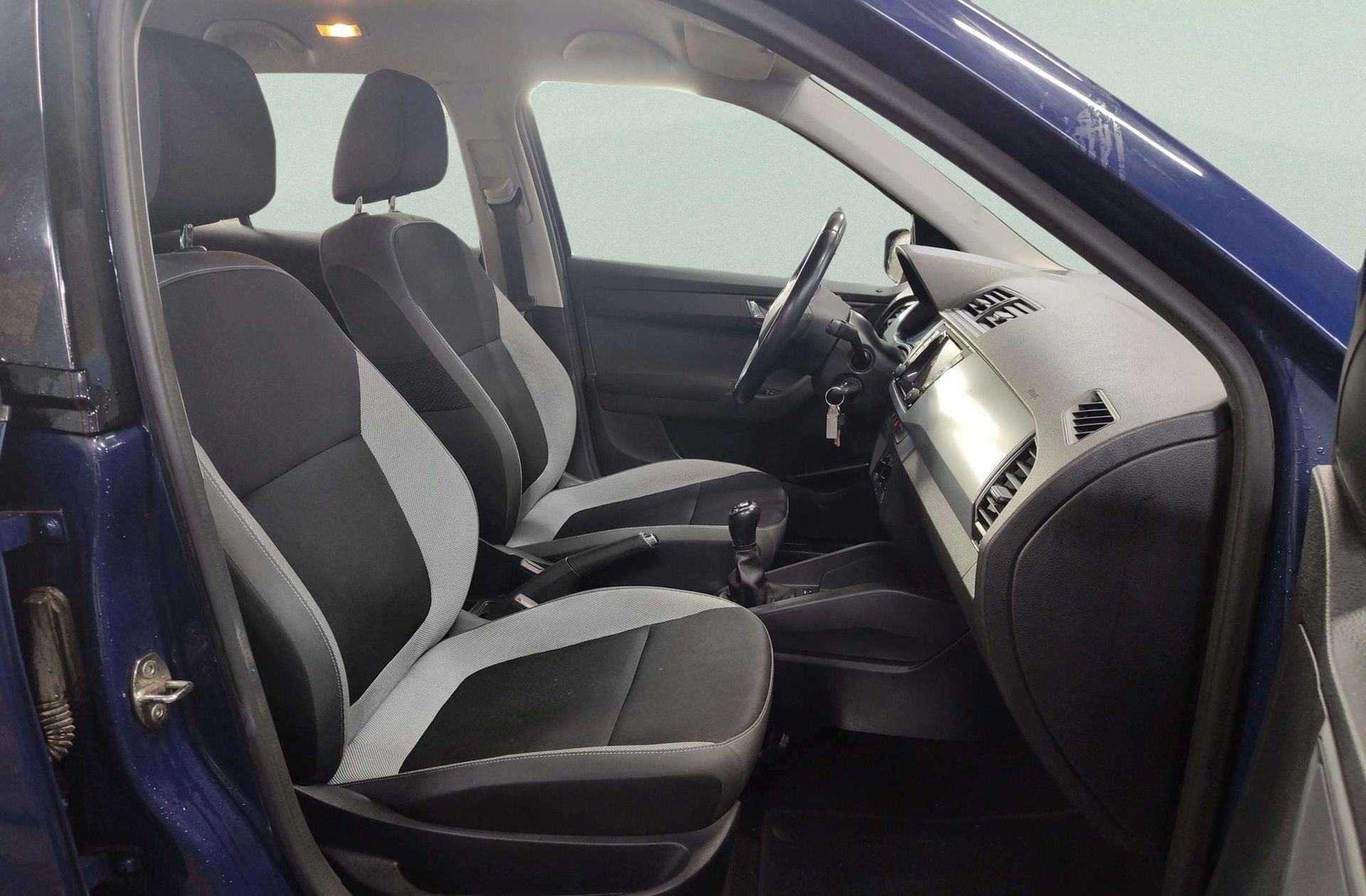 Škoda Fabia 1.2 TSI Like - foto 19