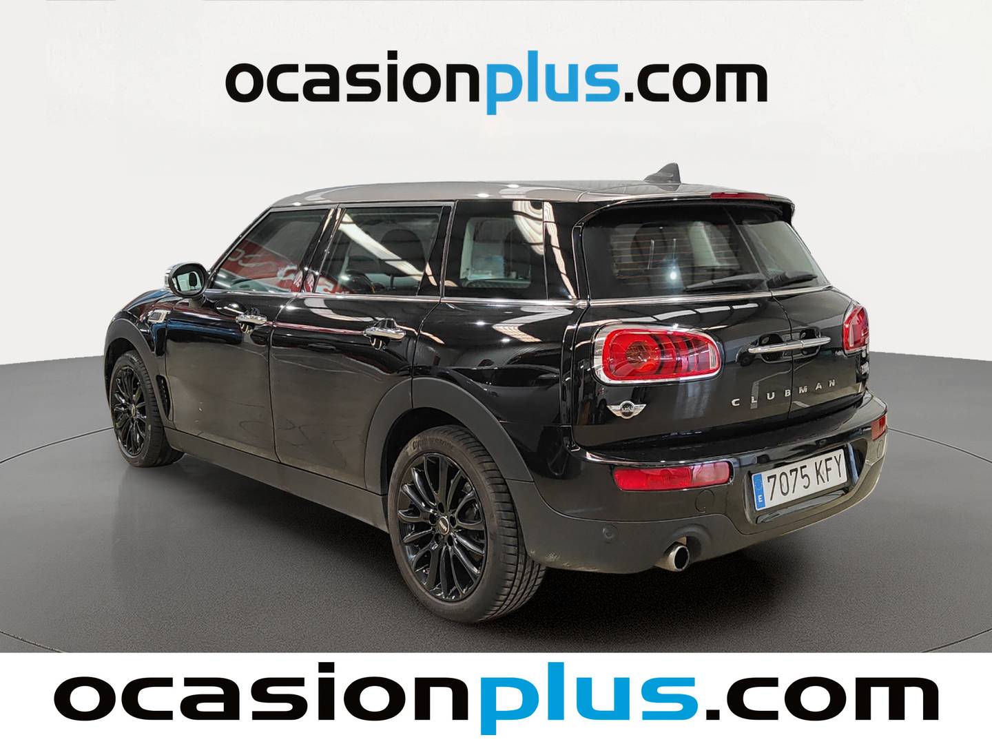 Foto trasera Mini CLUBMAN Mini MINI Clubman Cooper D (150 CV) izquierda