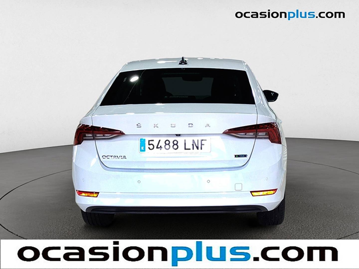 Foto Skoda Octavia Skoda Octavia 1.0 TSI mHEV Ambition DSG (110 CV)