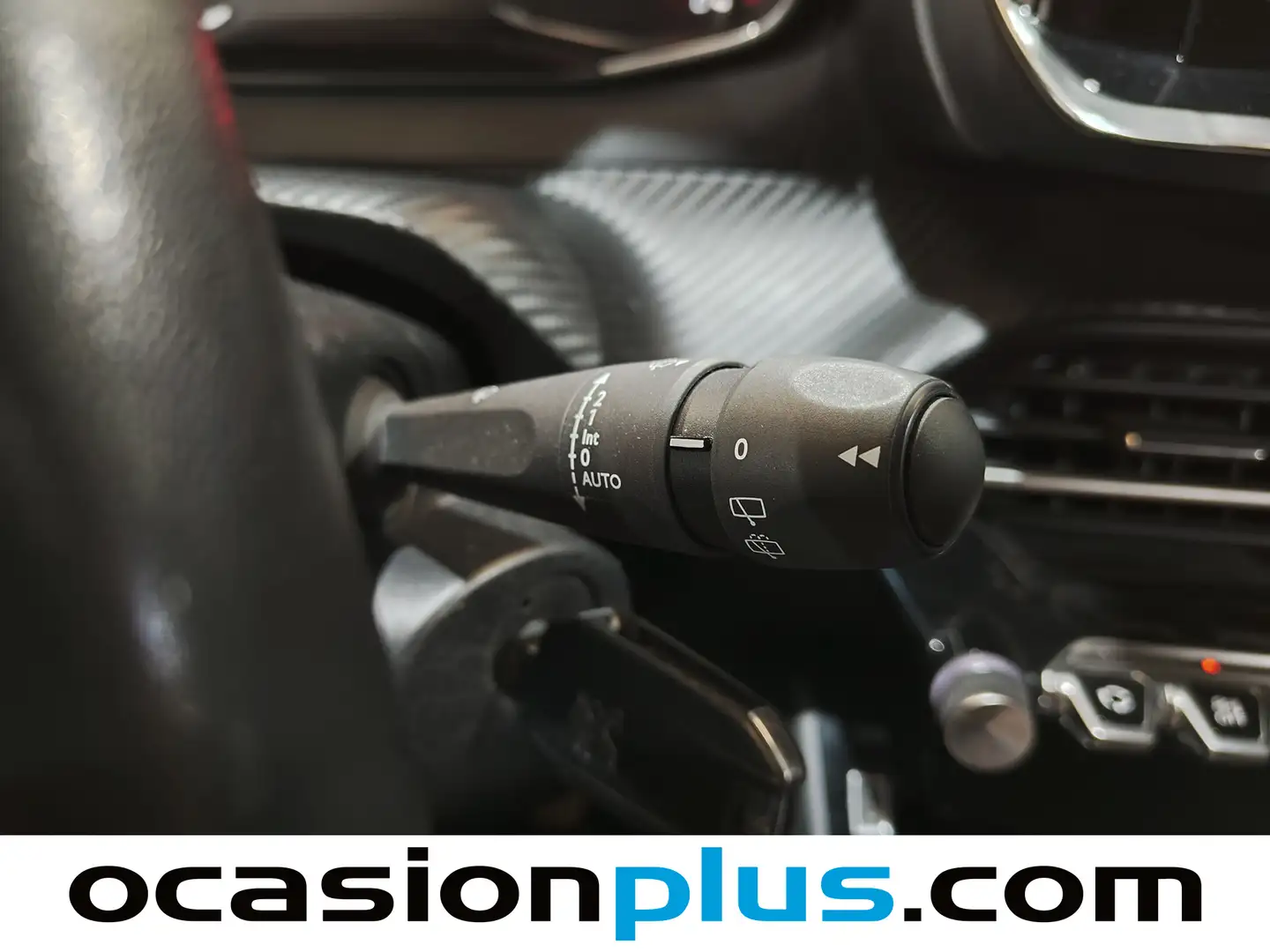 Foto Peugeot 2008 Peugeot 2008 PureTech 100 S&S Allure (100 CV)