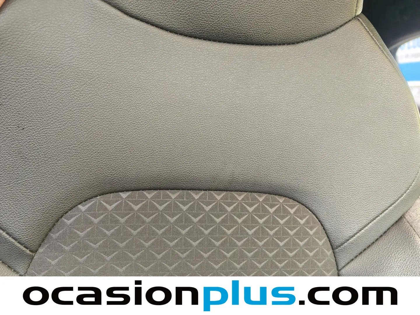 Foto Nissan JUKE Nissan Juke DIG-T N-Connecta 4x2 DCT (114 CV)