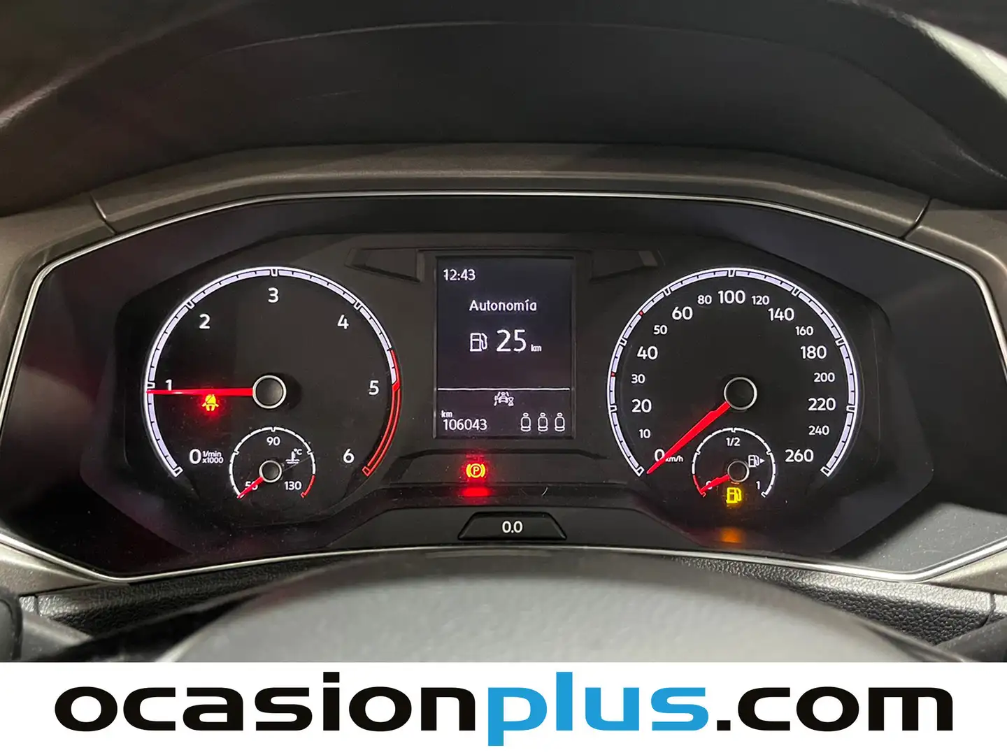 Foto Volkswagen T-Roc Volkswagen T-Roc Advance 2.0 TDI (115 CV)