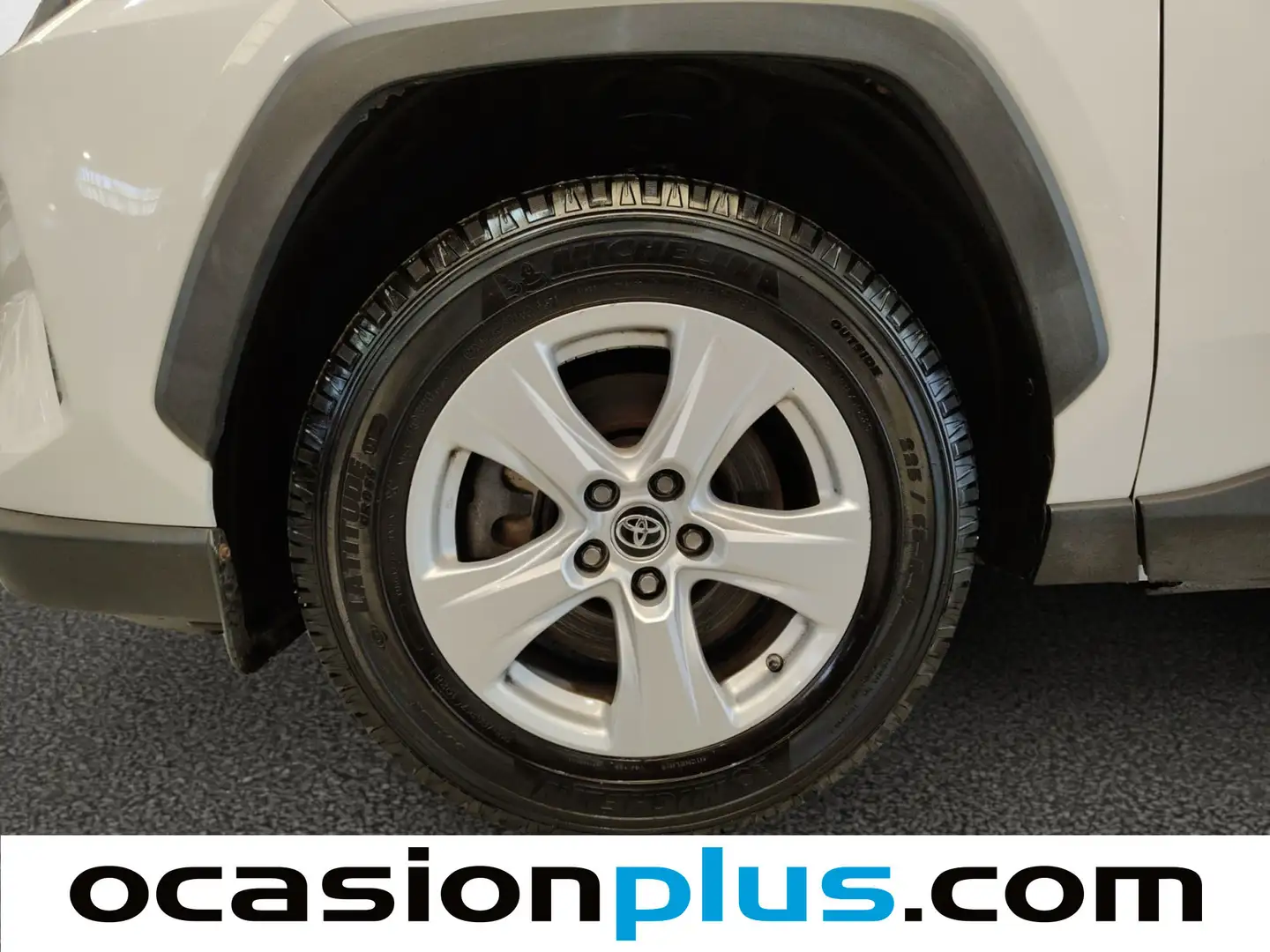 Foto Toyota Rav4 Toyota Rav4 220H Business 4WD (222 CV)