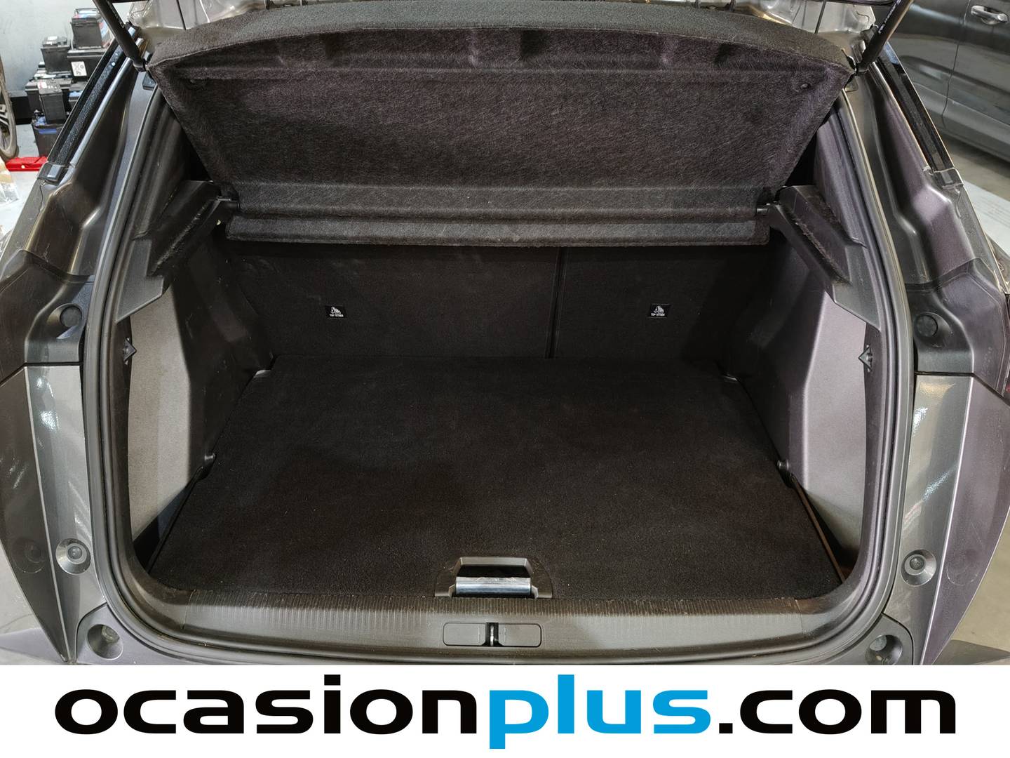 Foto asientos delanteros Peugeot 2008 Peugeot 2008 BlueHDi 110 S&S Active Pack (110 CV)