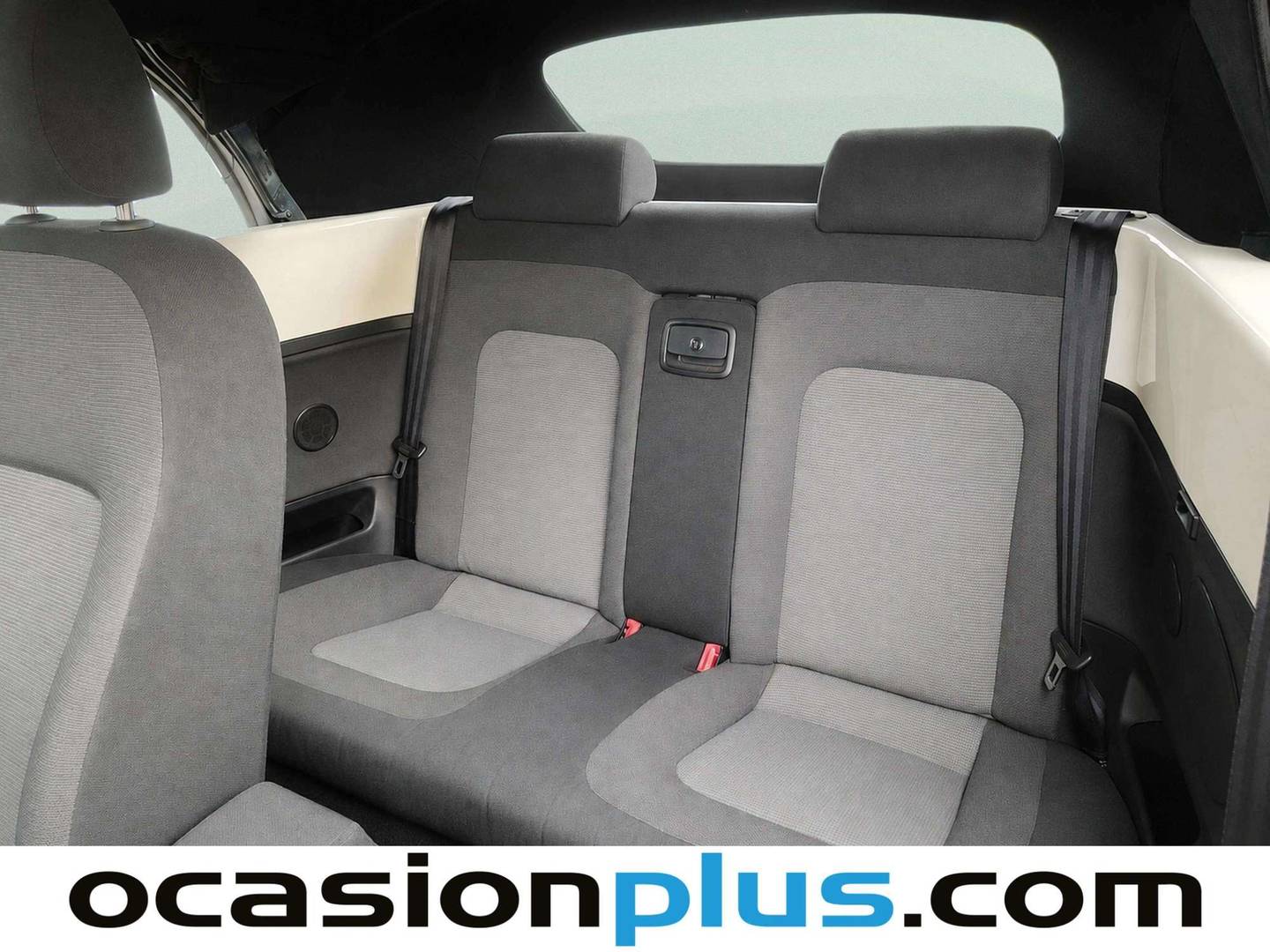 Foto asientos traseros Volkswagen New Beetle Volkswagen Beetle Cabrio 1.6 (102 CV)