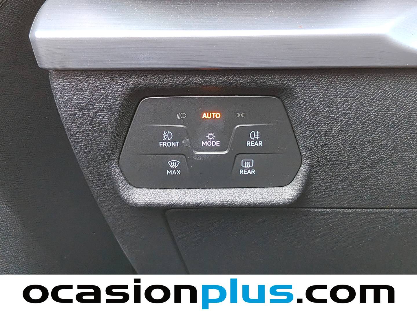 Seat León Seat León 1.0 eTSI S&S FR 25 Aniversario DSG (110 CV) de ocasión