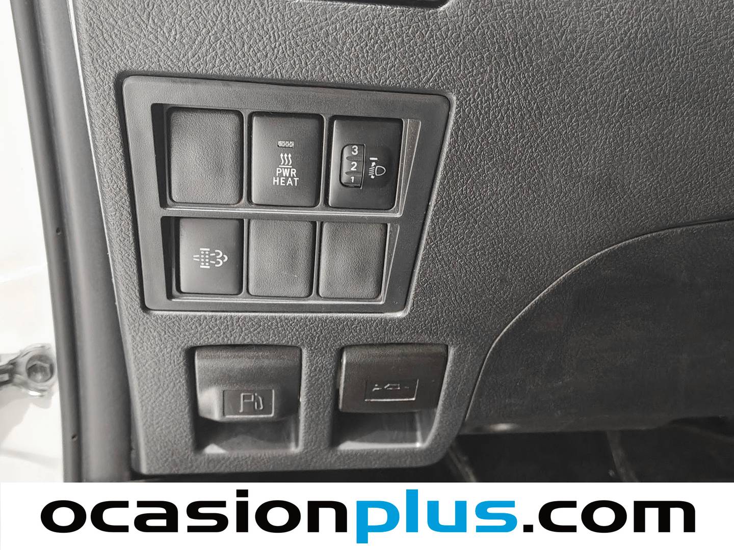 Toyota Hilux Toyota Hilux 2.8 D-4D Doble Cabina VX (204 CV) seminuevo