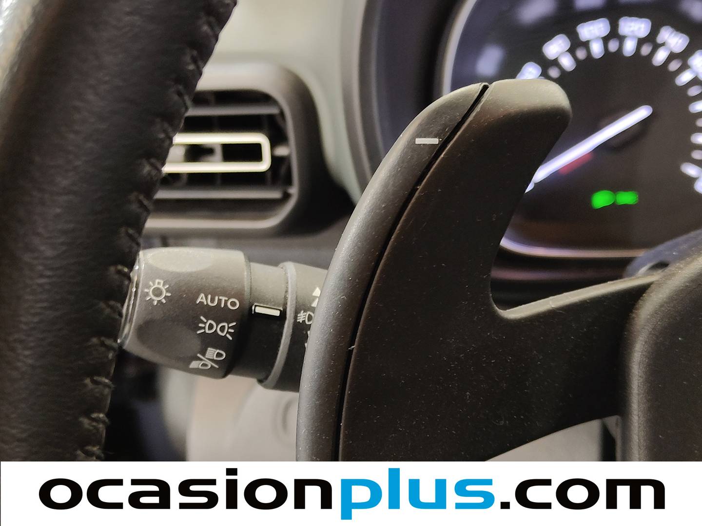 Equipamiento del Citroën Berlingo Citroën Berlingo BlueHDi 130 S&S Talla M Shine EAT8 (130 CV)