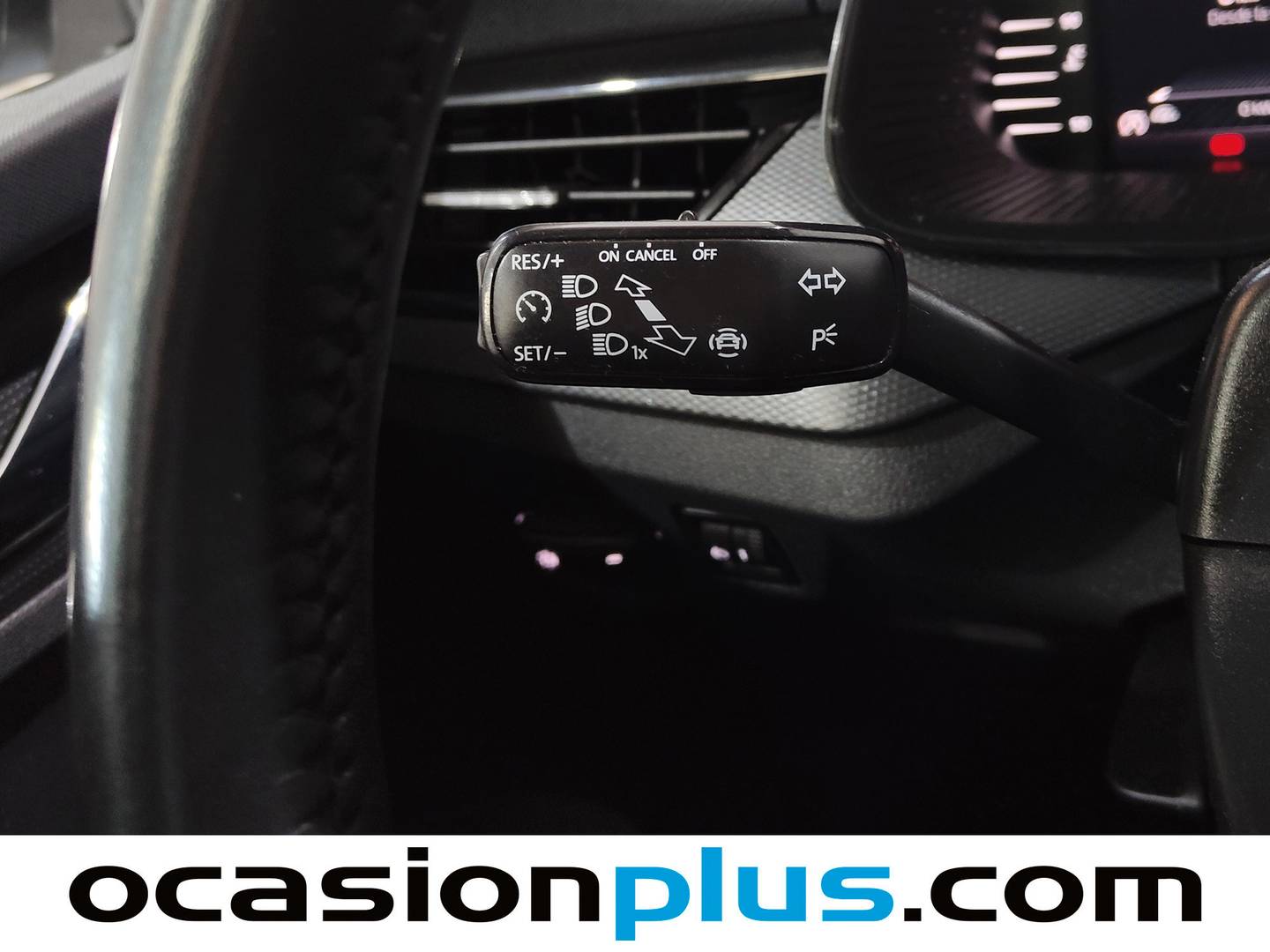 Skoda Kamiq Skoda Kamiq 1.0 TSI Ambition DSG (110 CV) gasolina