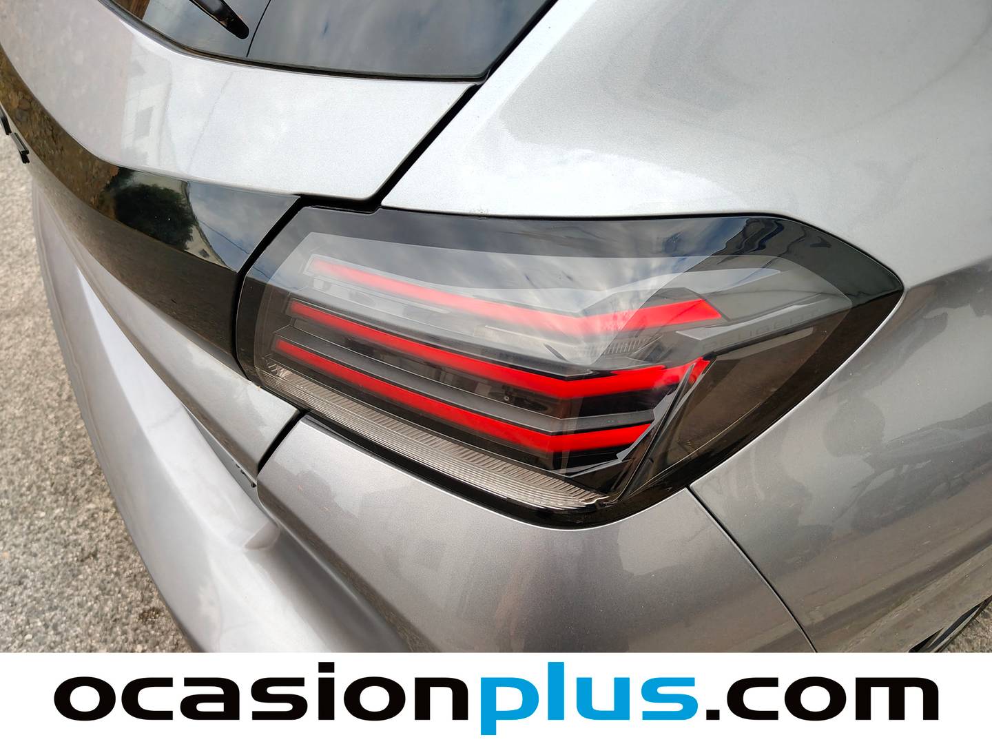 Extras del Peugeot 208 Peugeot 208 Style Hybrid 100 eDCS6 (100 CV)