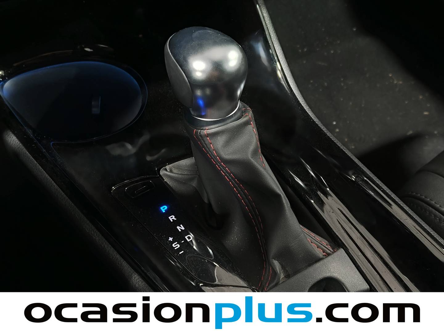 Foto Toyota C-HR Toyota C-HR 180H GR Sport  (184 CV)