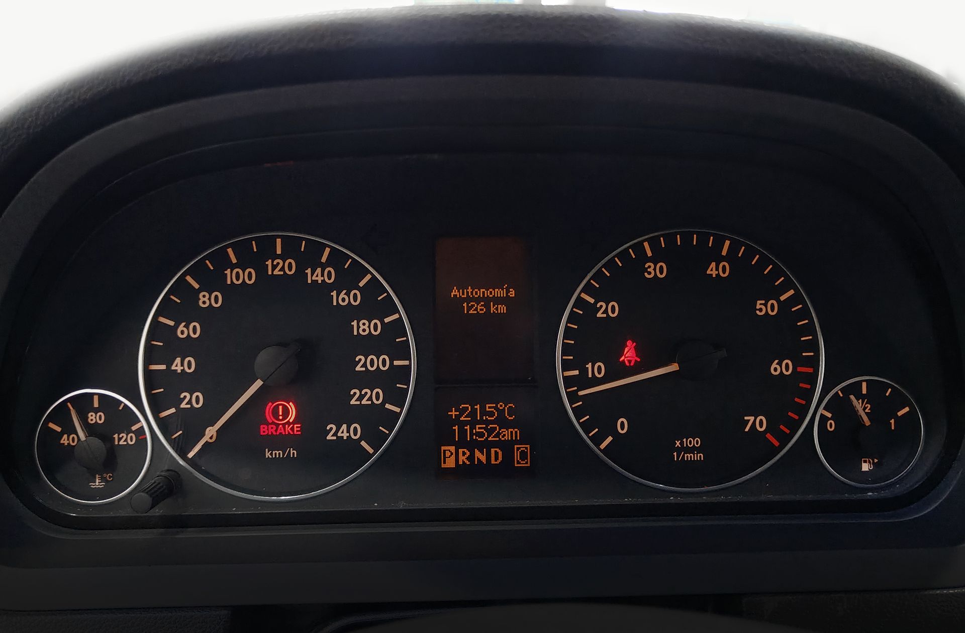 Mercedes-Benz Clase A A 200 Avantgarde - foto 25