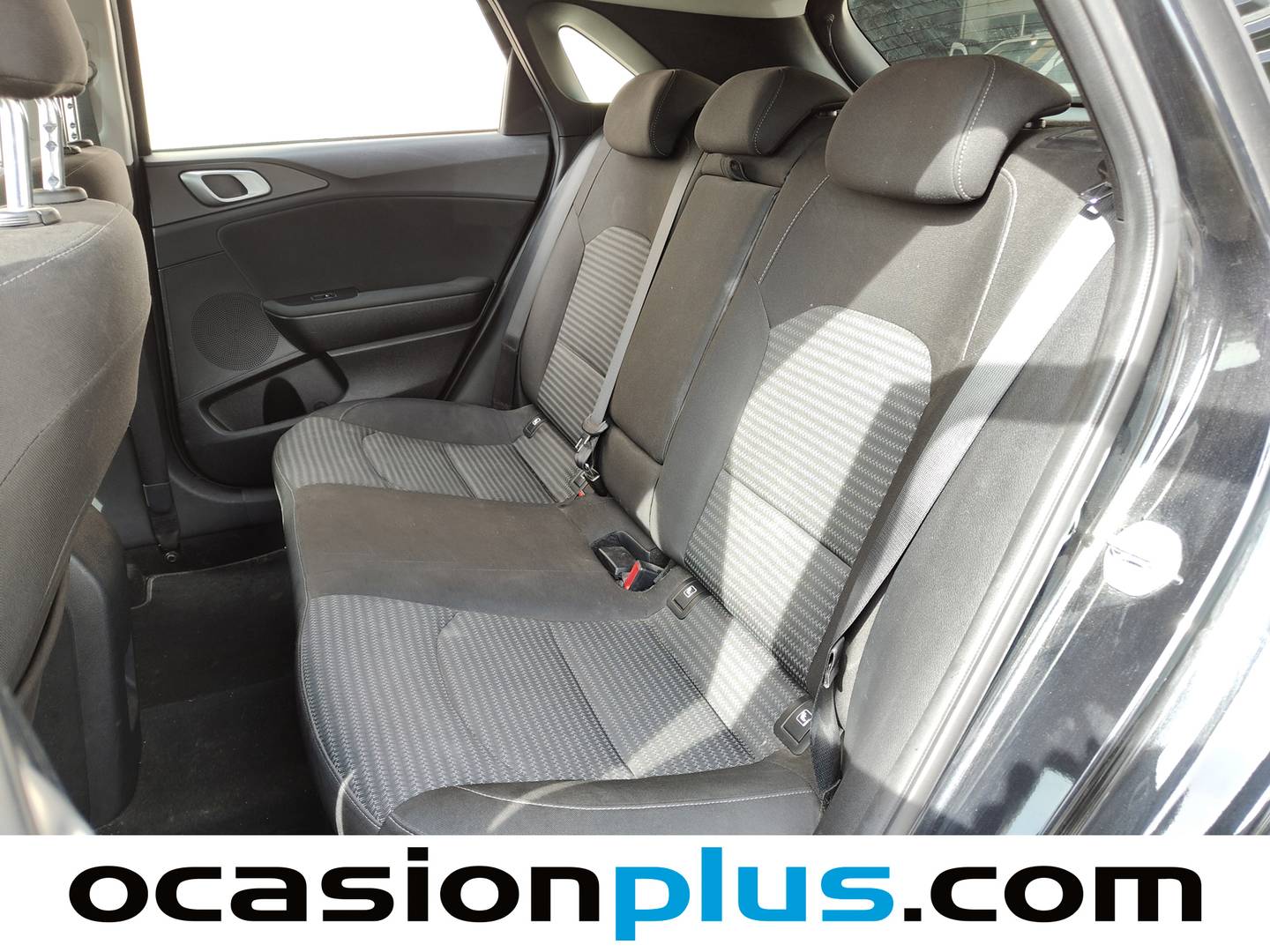 Foto KIA Ceed Kia Ceed 1.6 MHEV iMT Drive (136 CV)