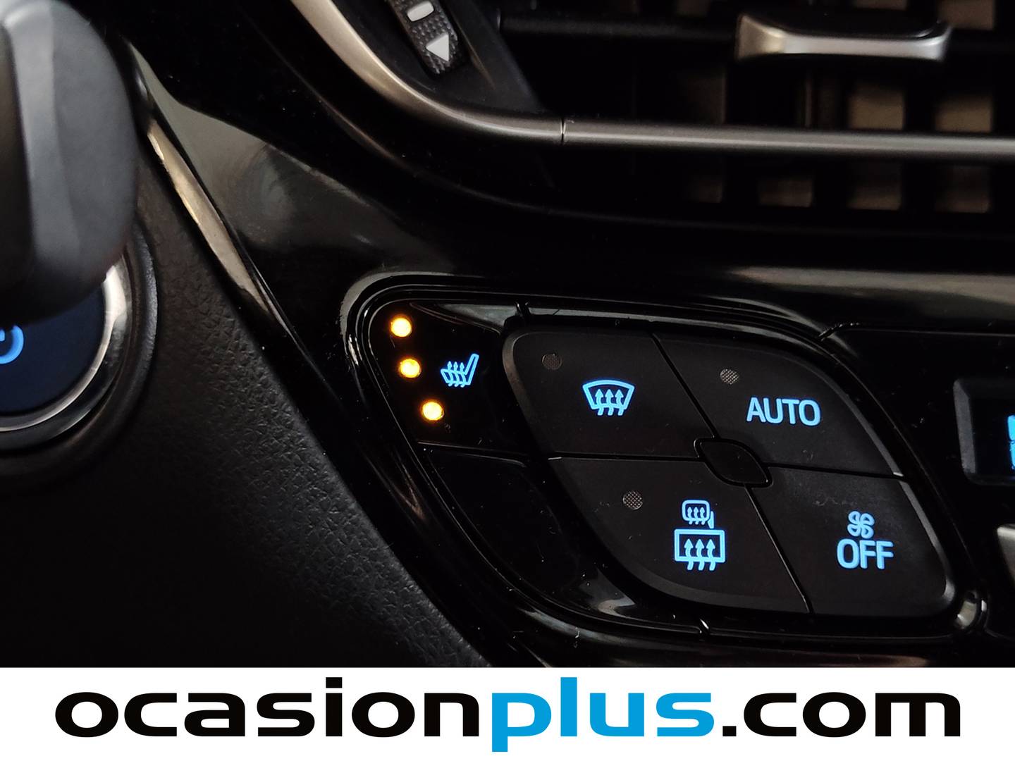 Equipamiento del Toyota C-HR Toyota C-HR 1.8 125H Advance (122 CV)