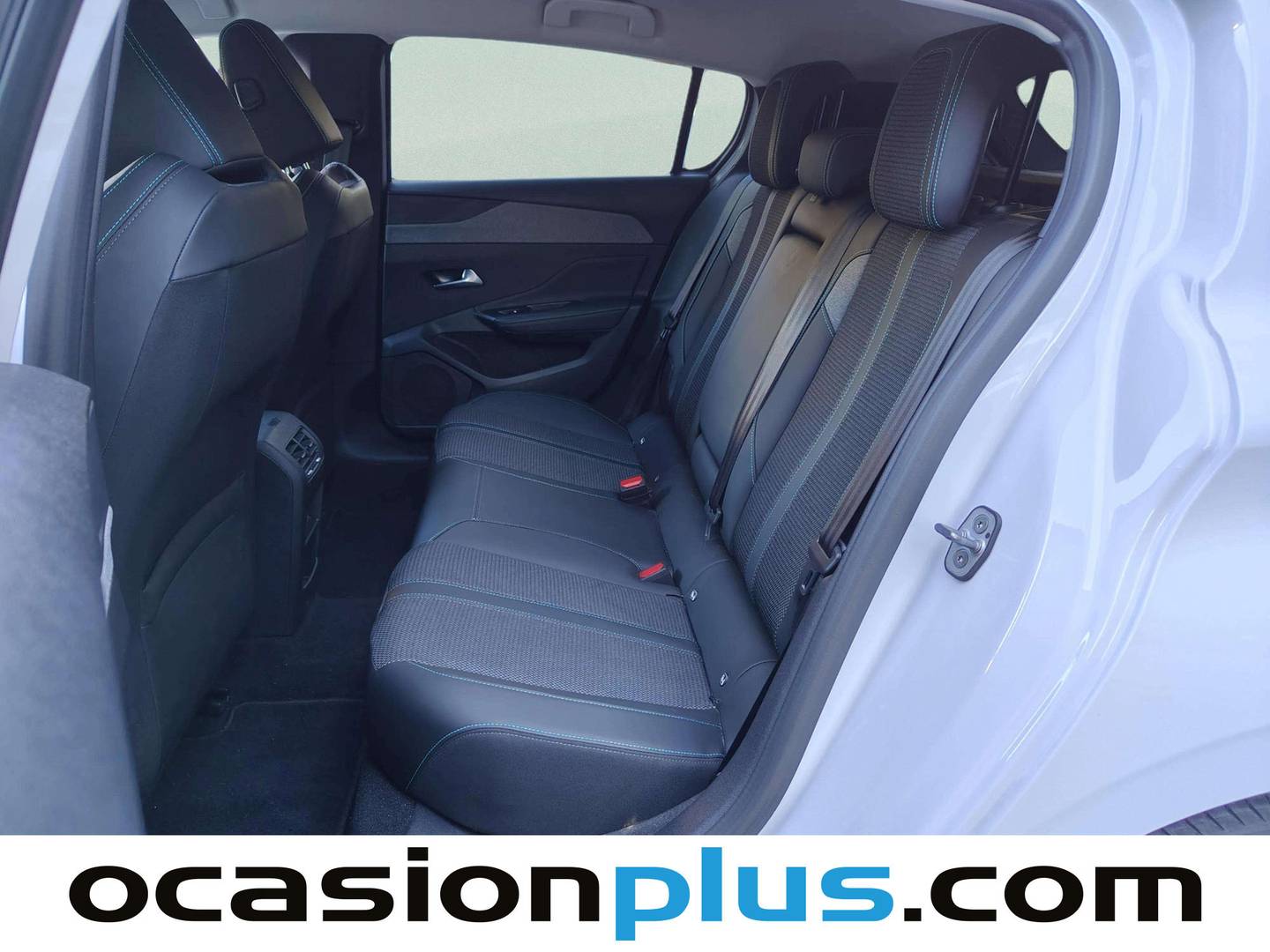 Foto asientos traseros Peugeot 308 Peugeot 308 PureTech 130 S&S Allure (130 CV)