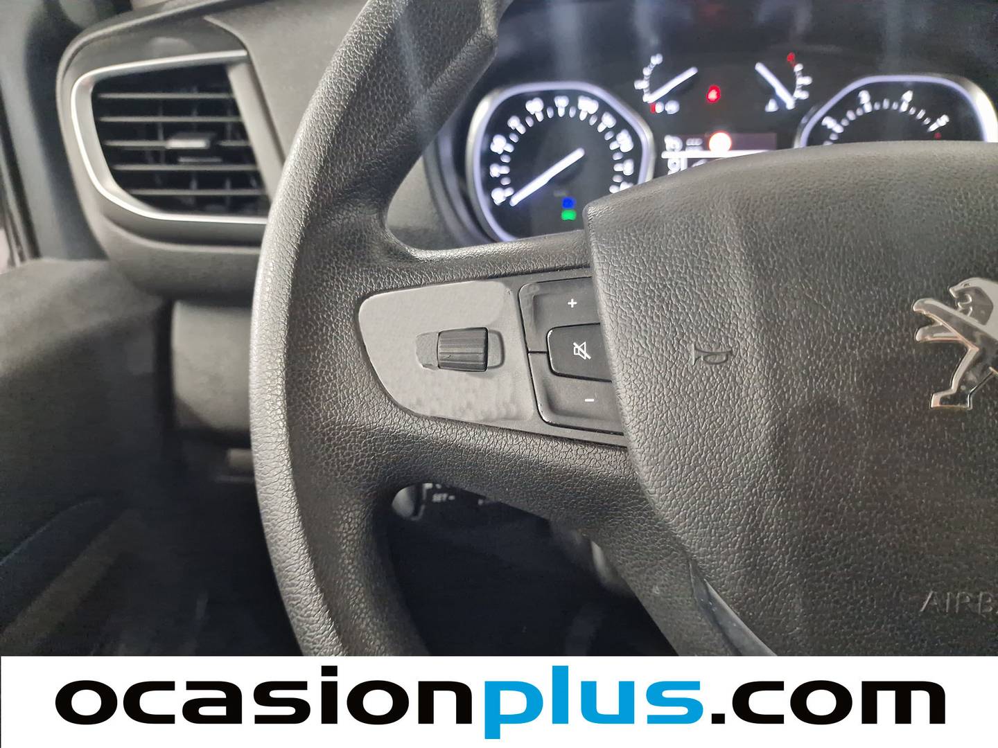 Foto Peugeot Traveller Peugeot Traveller 1.6 BlueHDi Active Standard (115 CV) 8 Plazas