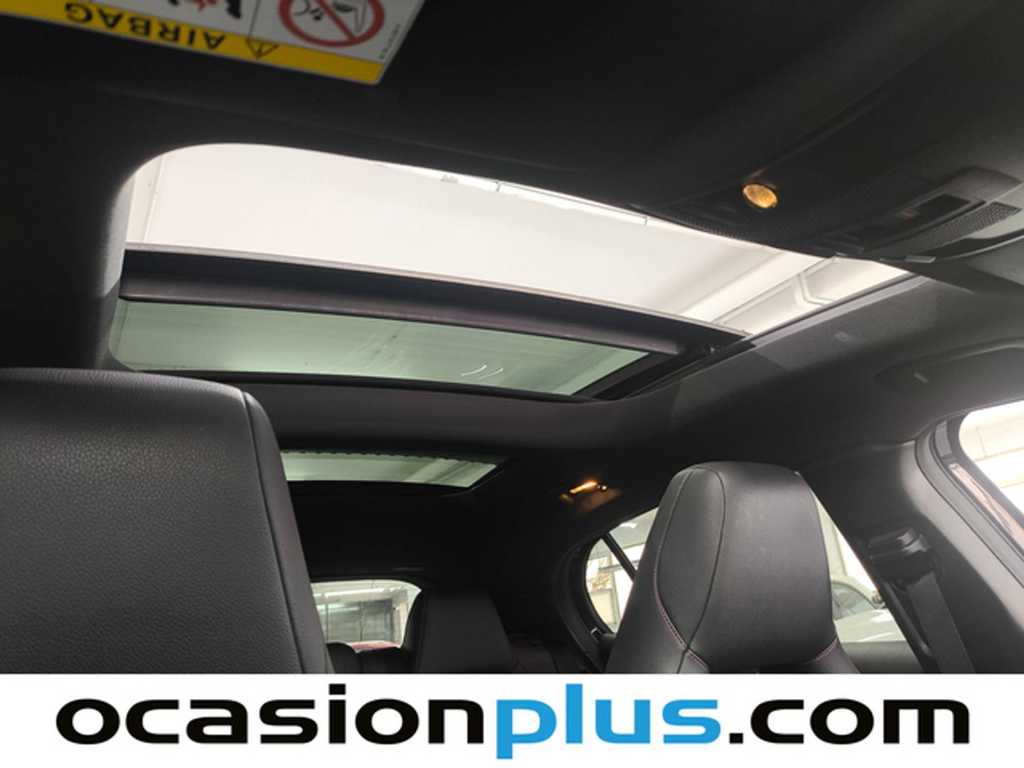 Extras y acabados del Mercedes GLA Mercedes GLA 180 (122 CV) Pack AMG