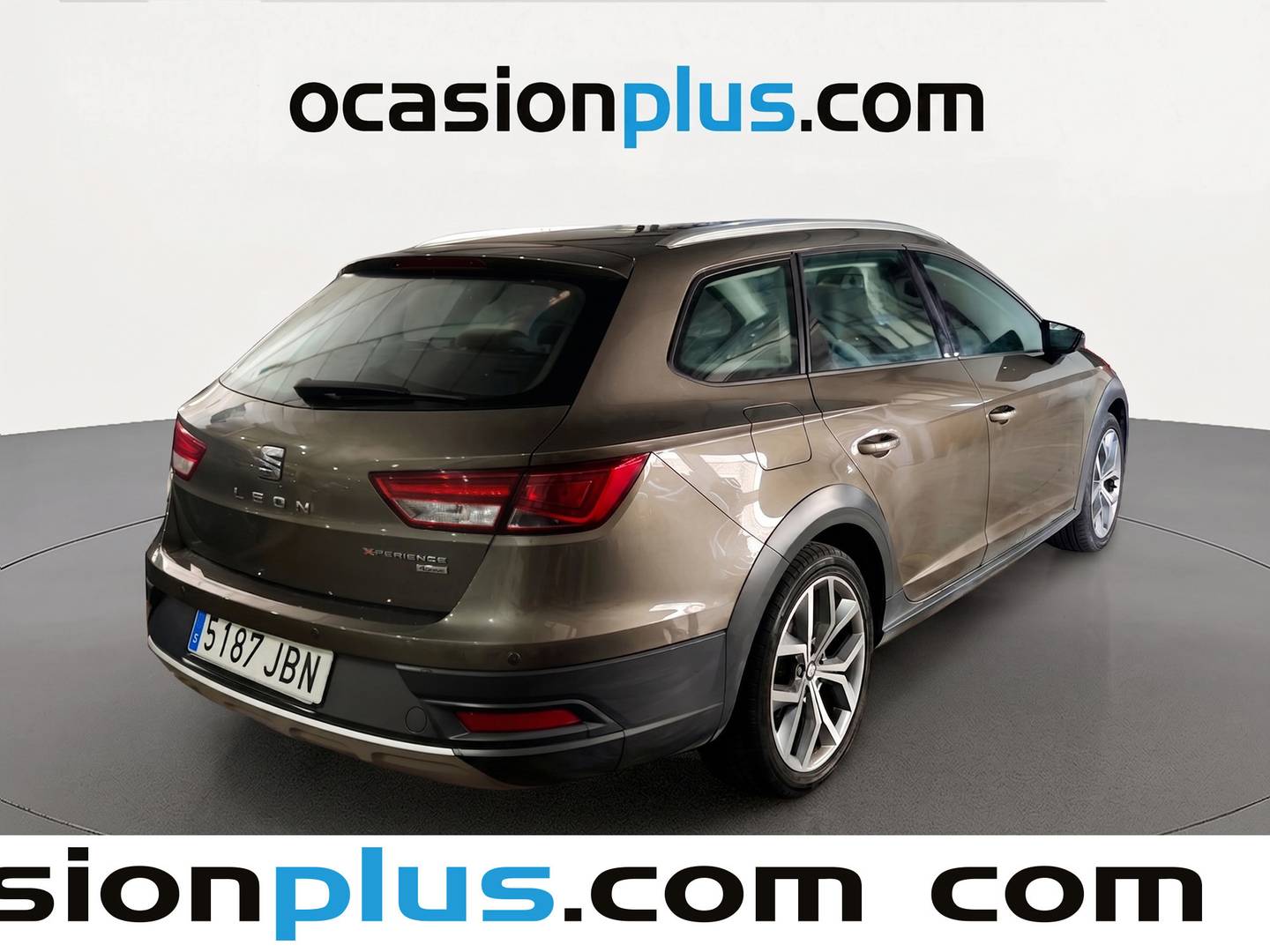 Foto trasera Seat León Seat Leon Xperience 2.0 TDI S&S X-perience 4Drive (150 CV) izquierda