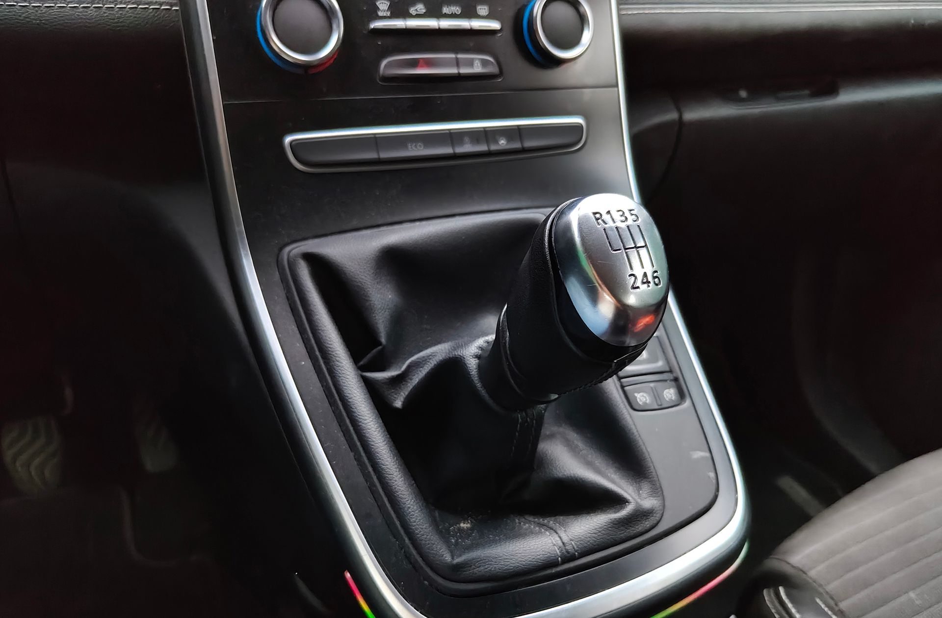 Renault Grand Scénic Zen TCe GPF - foto 5