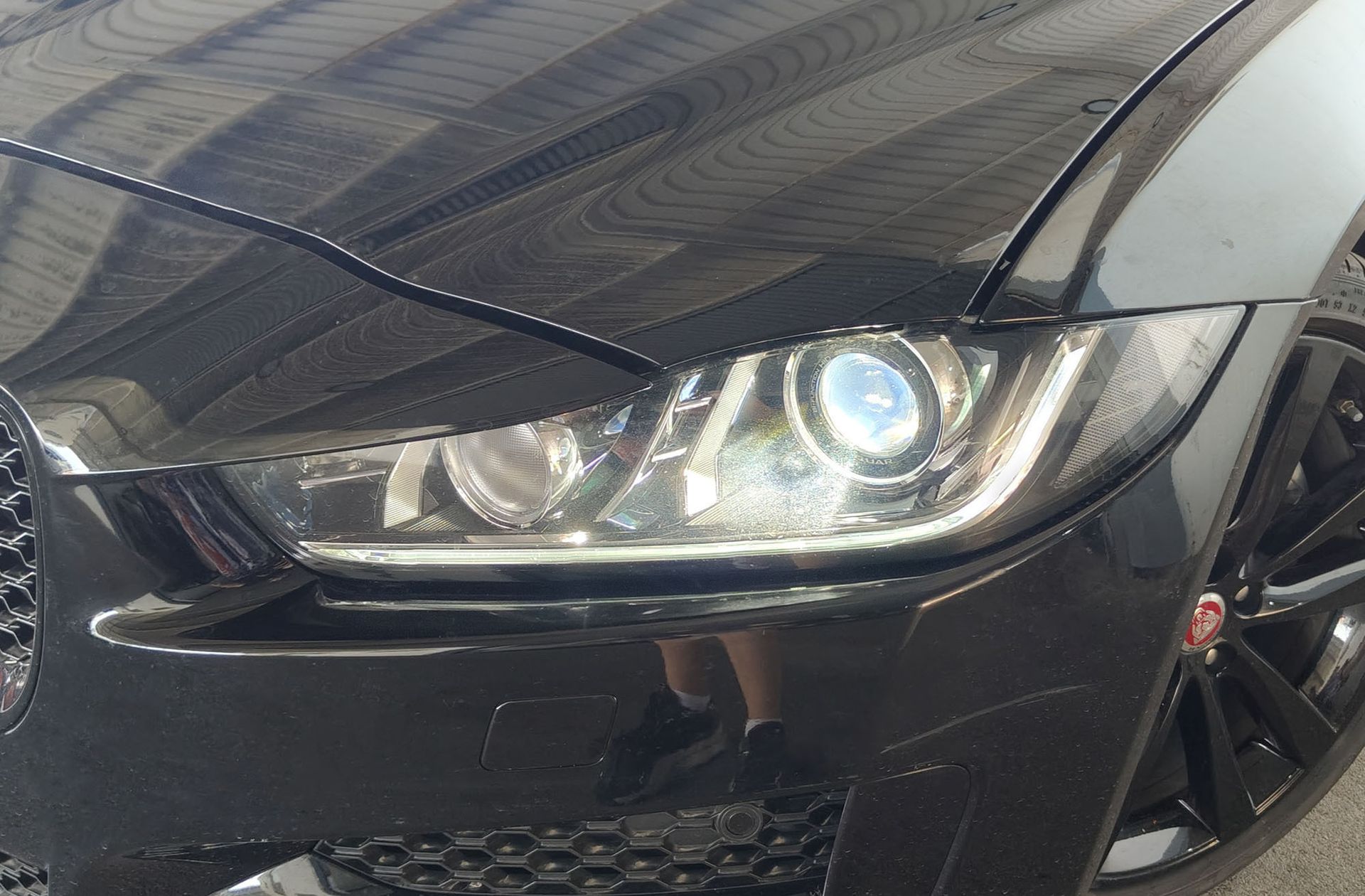 Jaguar XE 2.0 Diesel R-Sport RWD - foto 14
