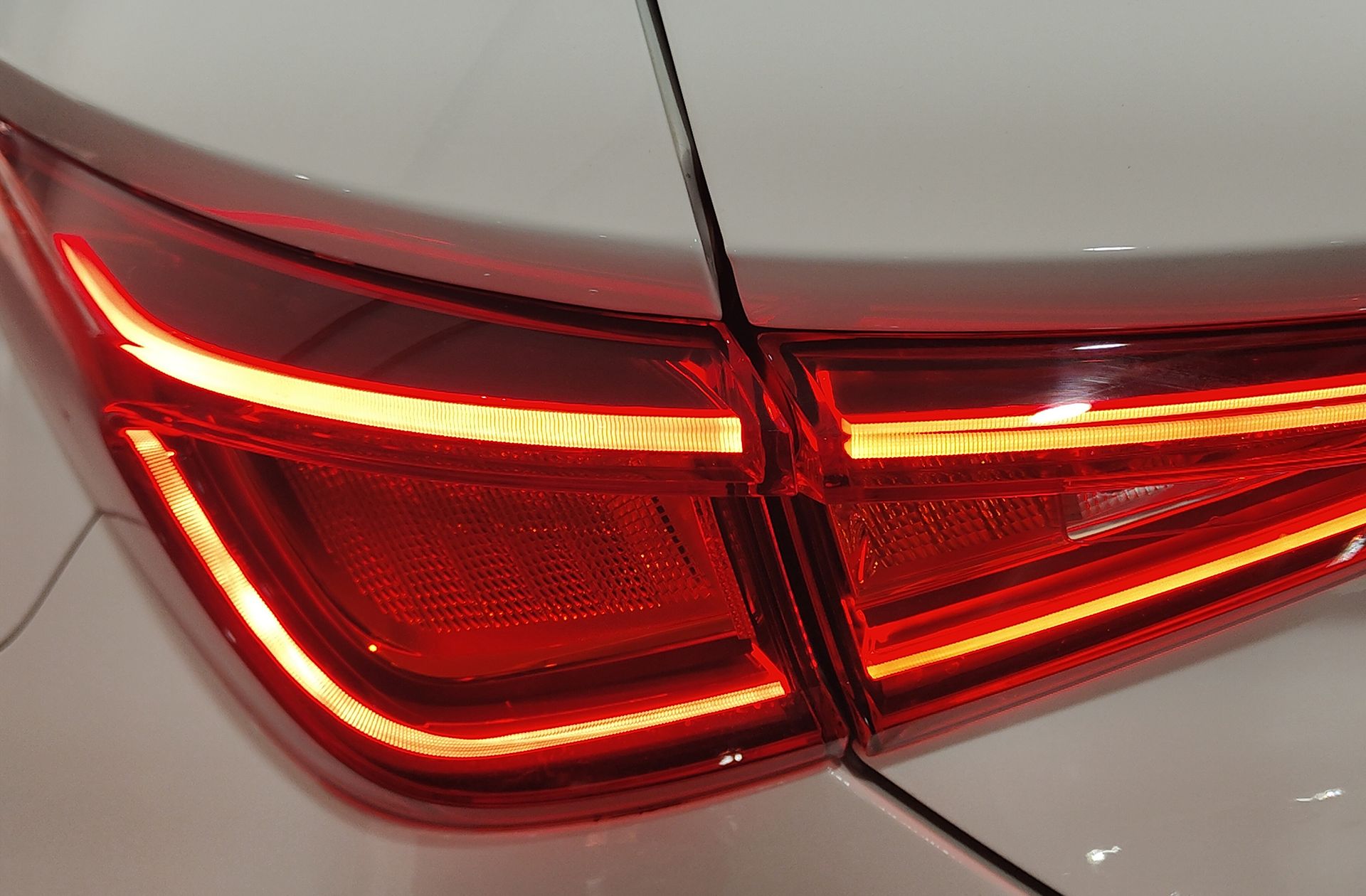 Cupra León 1.5 eTSI DSG - foto 20