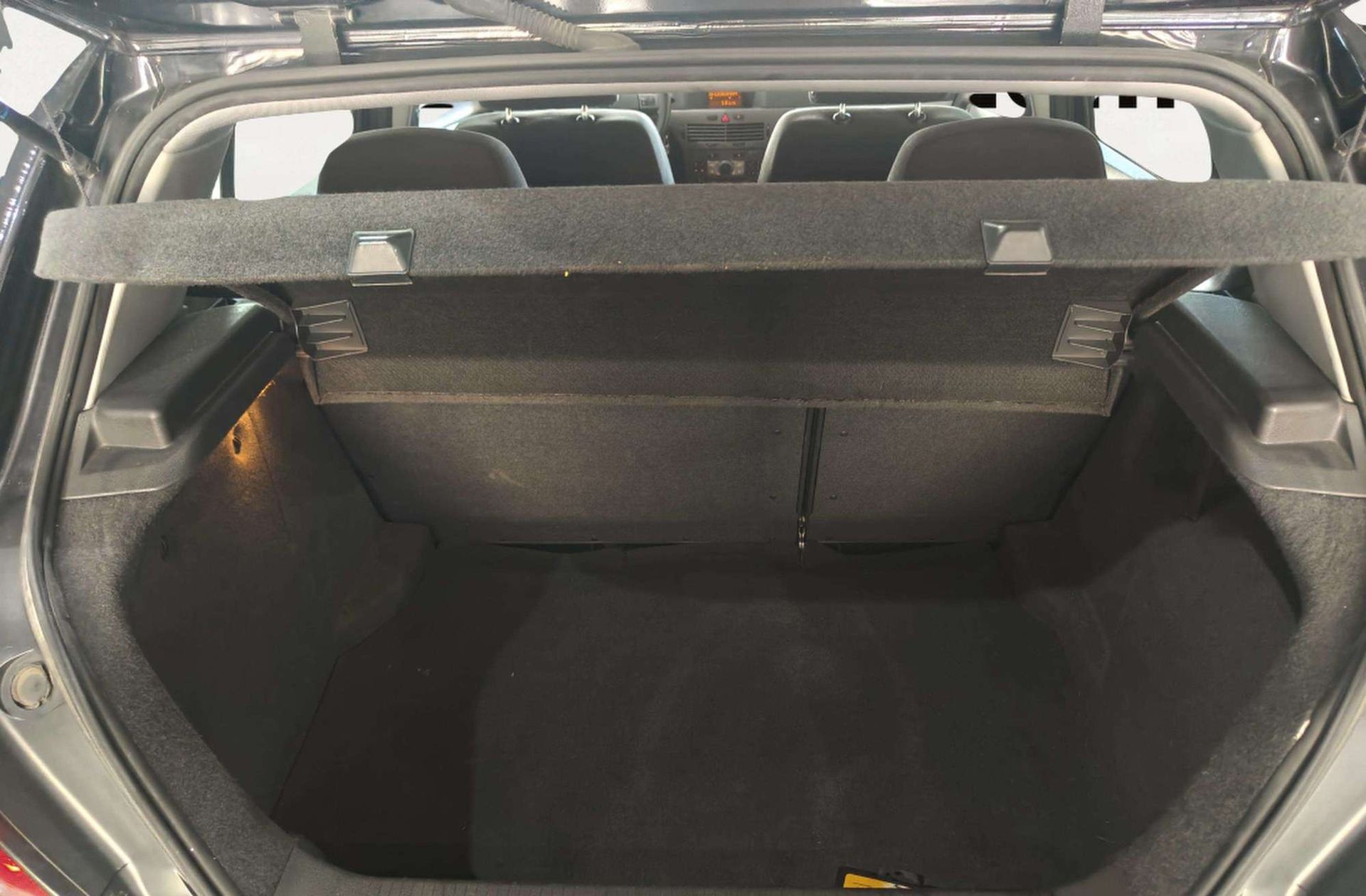 Opel Astra 1.7 CDTI Enjoy - foto 12