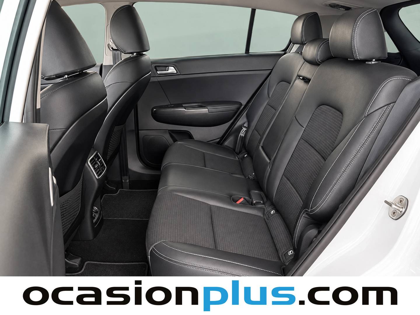 Foto asientos traseros KIA Sportage KIA Sportage 1.7 CRDi VGT Eco-Dynamics x-Tech17 4x2 (115 CV)