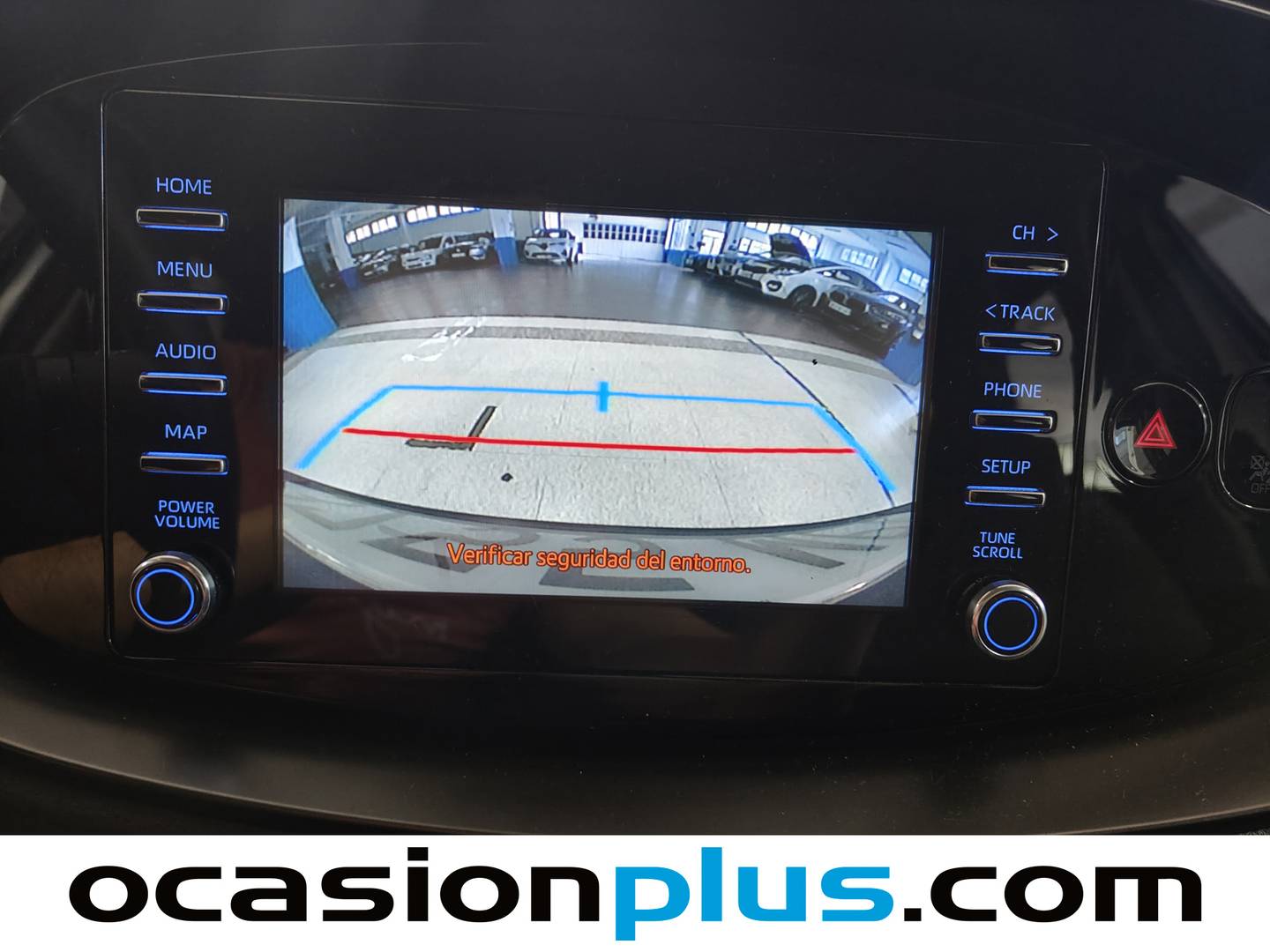 Equipamiento del Toyota Aygo X Cross Toyota Aygo X Cross 1.0 VVT-I Play (72 CV)