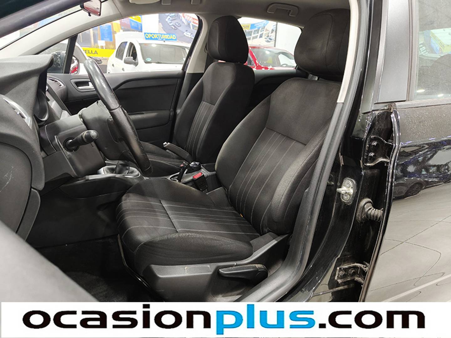 Foto Citroën C4 Citroen C4 PureTech 110 Live (110 CV)