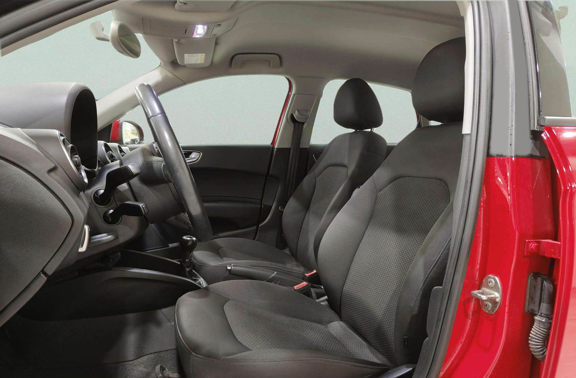 Audi A1 Sportback Attraction 1.6 TDI - foto 8