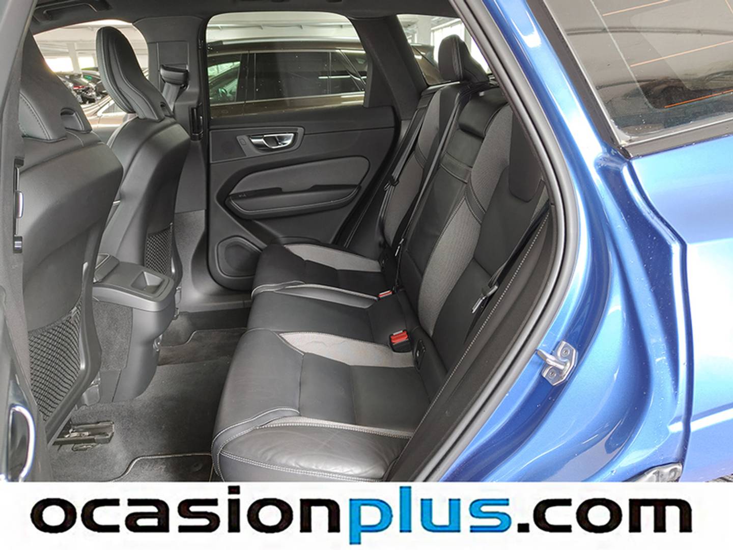 Foto Volvo XC60 Volvo XC60 B4 D R-Design Auto (197 CV)