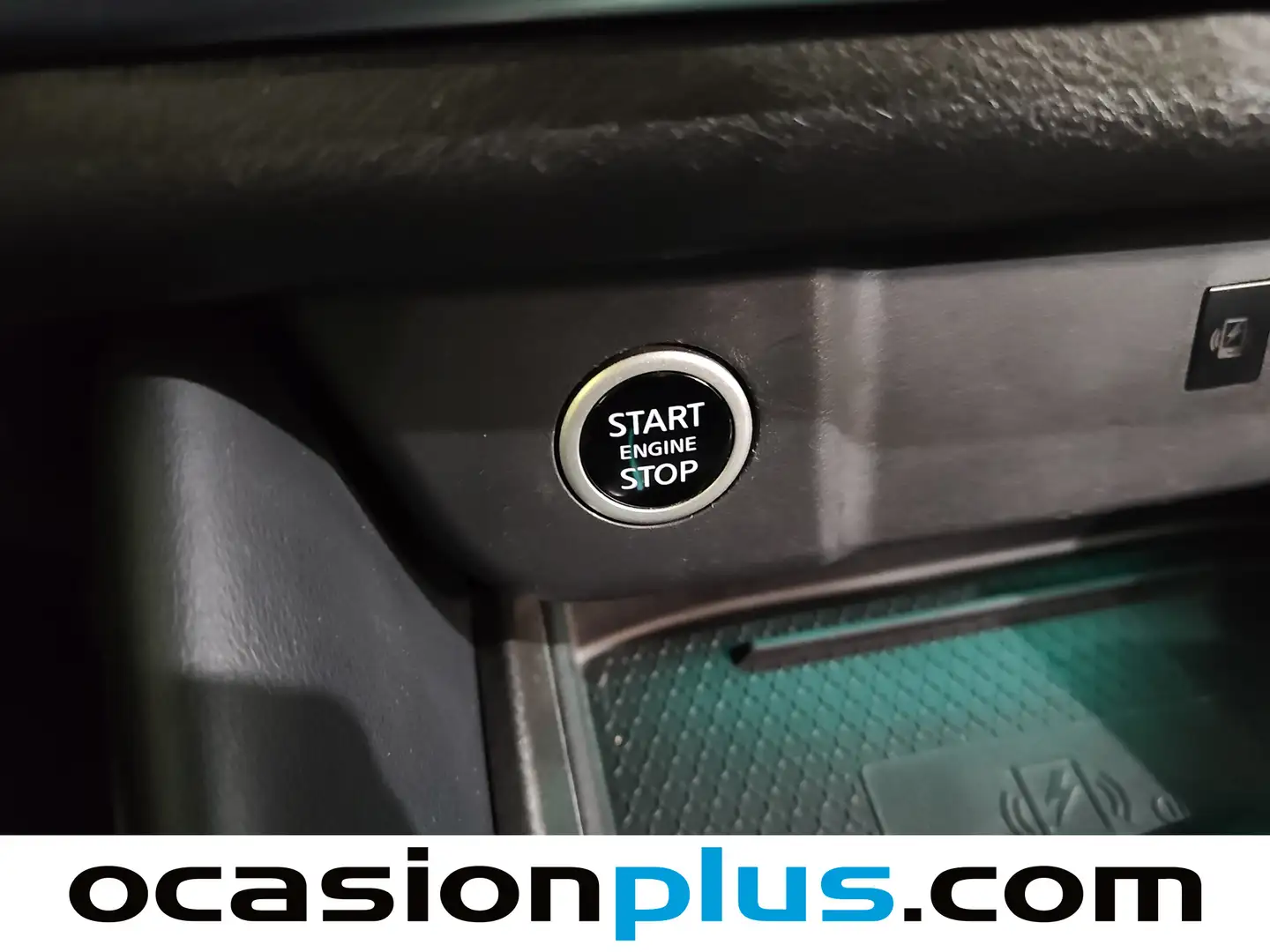 Foto Nissan QASHQAI Nissan Qashqai DIG-T 140 mHEV N-Connecta (140 CV)