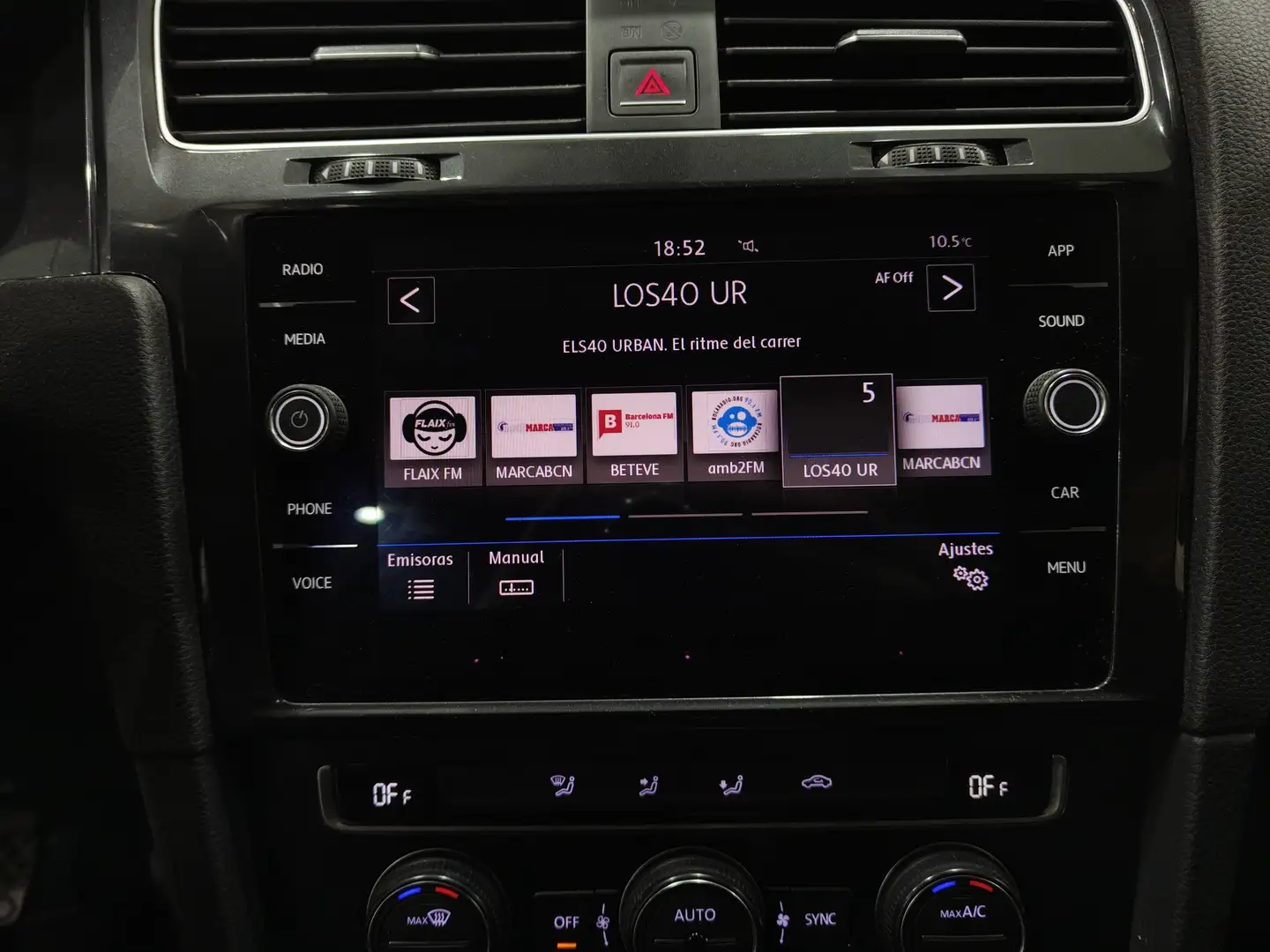 Foto Volkswagen Golf Volkswagen Golf Business 1.0 TSI (110 CV)