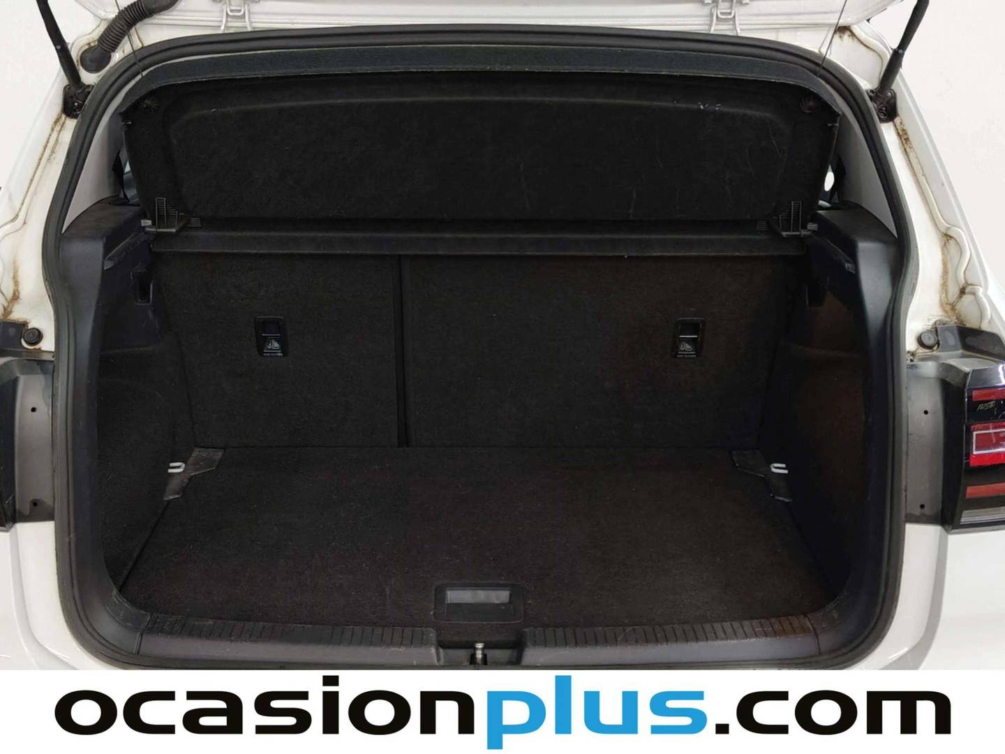Fotos maletero Volkswagen T-Cross Volkswagen T-Cross Advance 1.0 TSI (110 CV) DSG