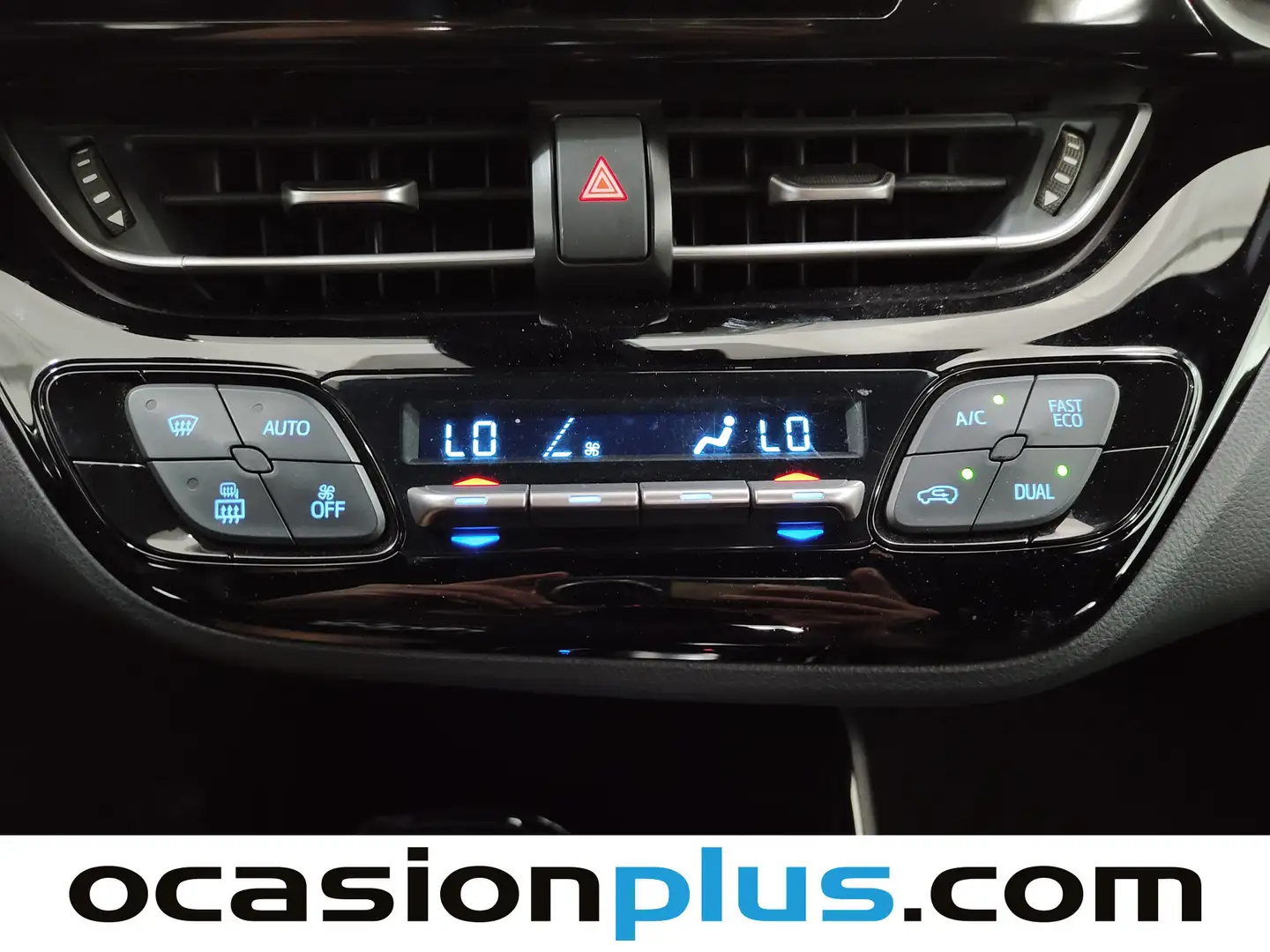 Foto Toyota C-HR Toyota C-HR 1.8 125H Advance (122 CV)