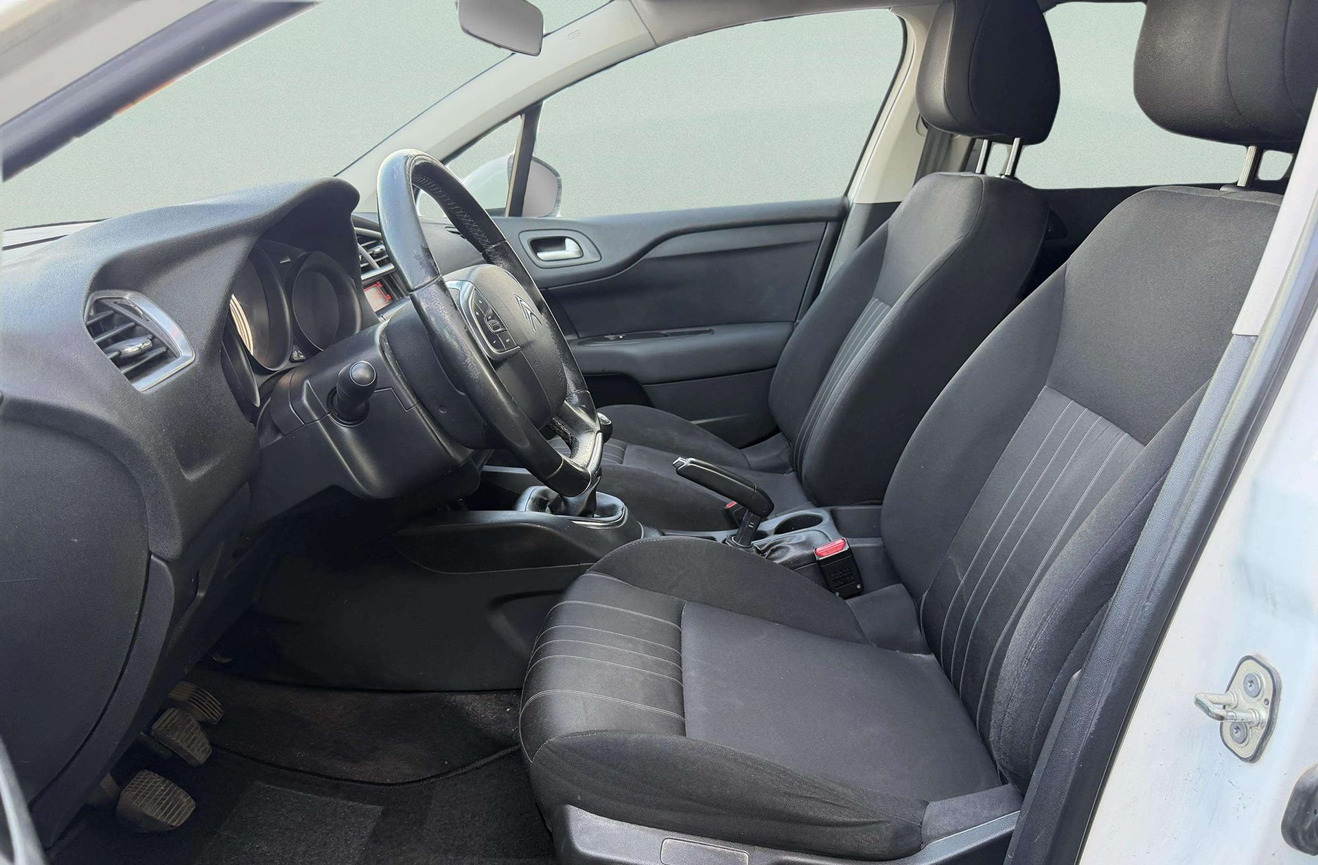 Citroën C4 BlueHDi 100 Live - foto 8