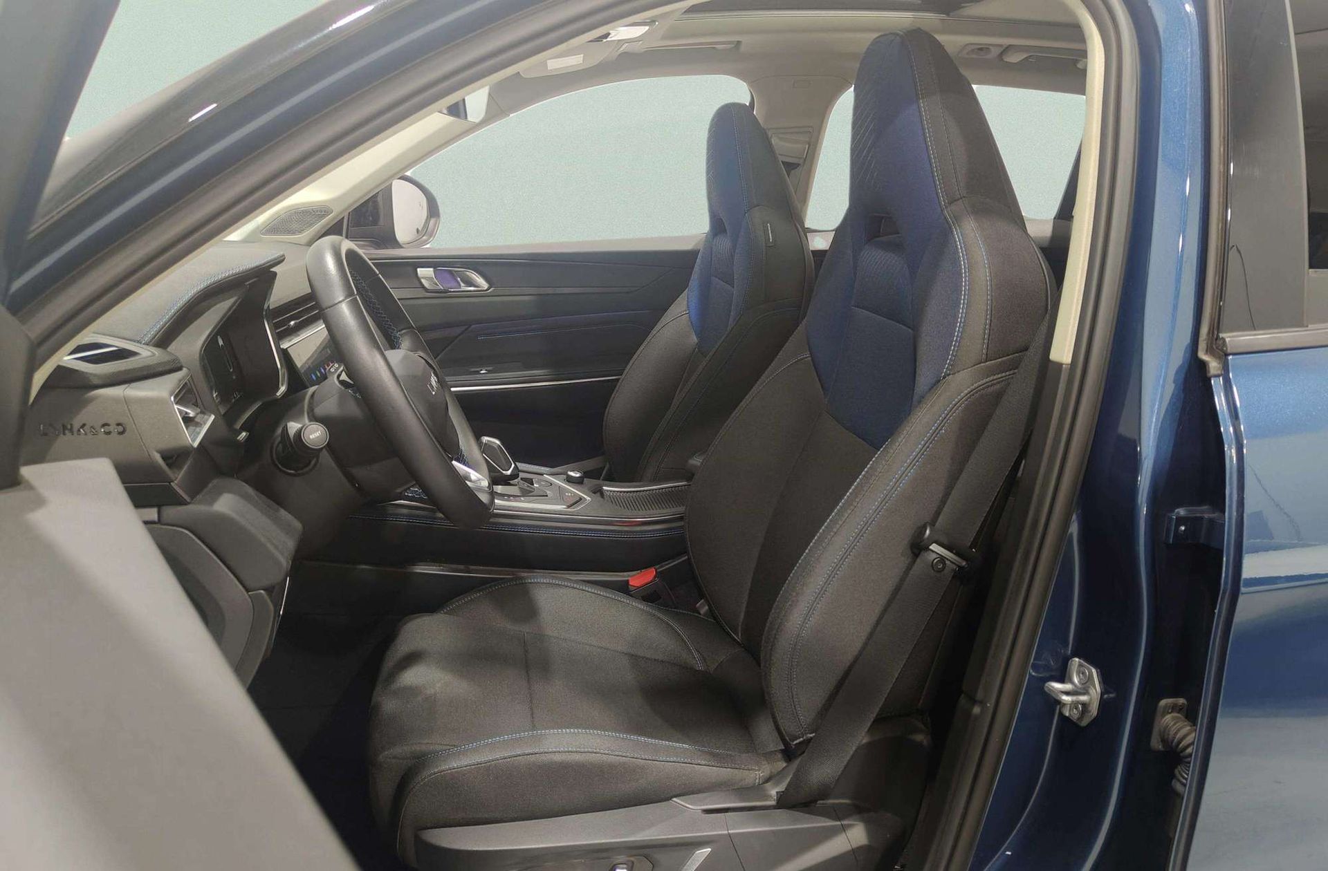 Lynk & Co 01 1.5 PHEV - foto 17
