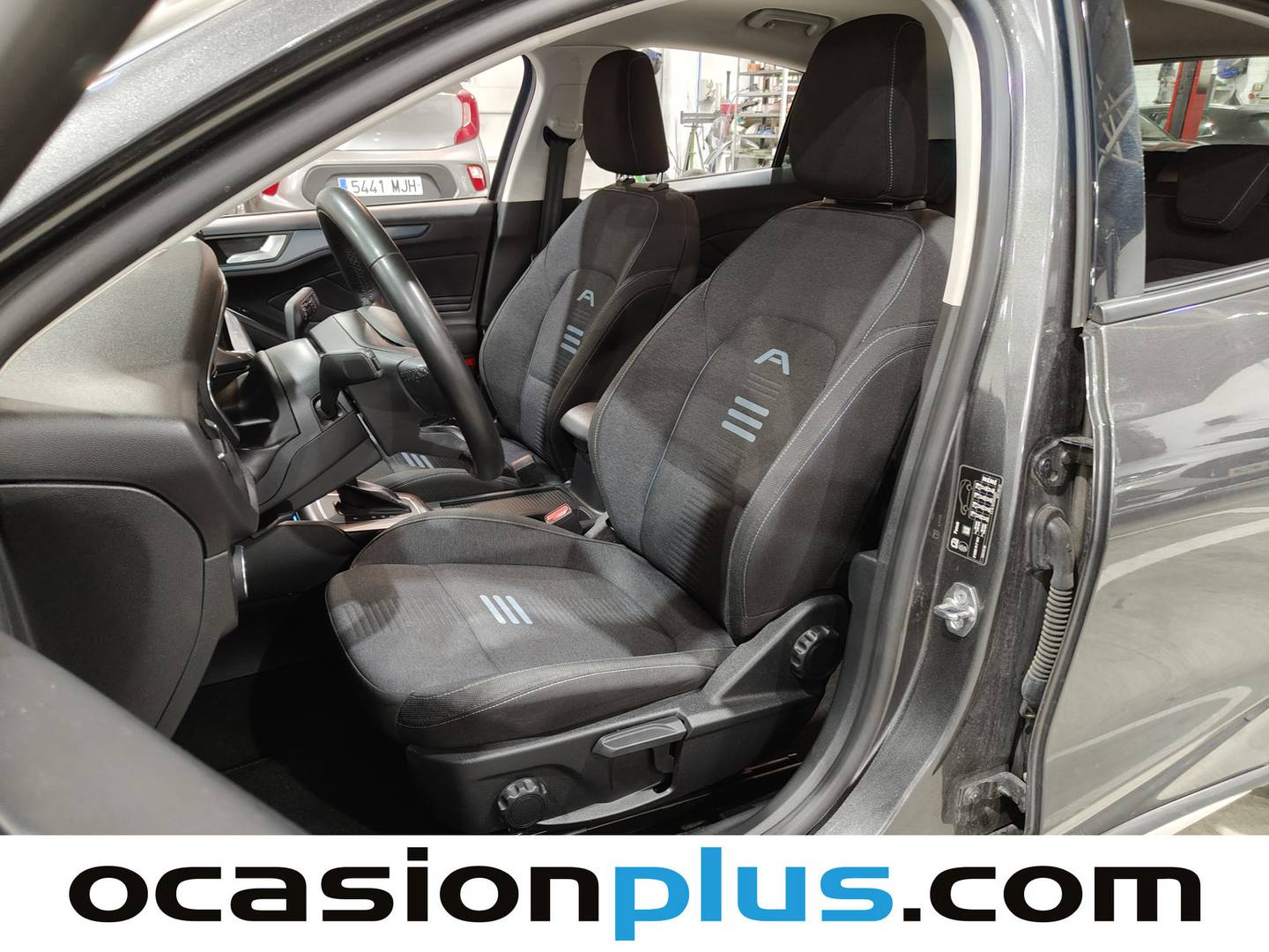 Foto asientos delanteros Ford Focus Ford Focus 1.0 Ecoboost MHEV Active Auto (155 CV)